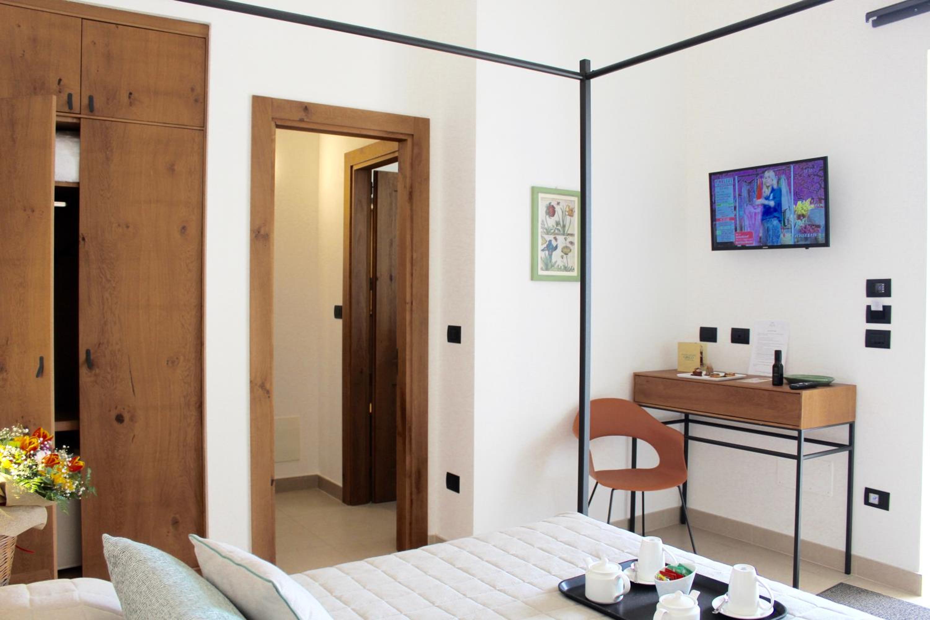 Superior Double Room - Photo 2