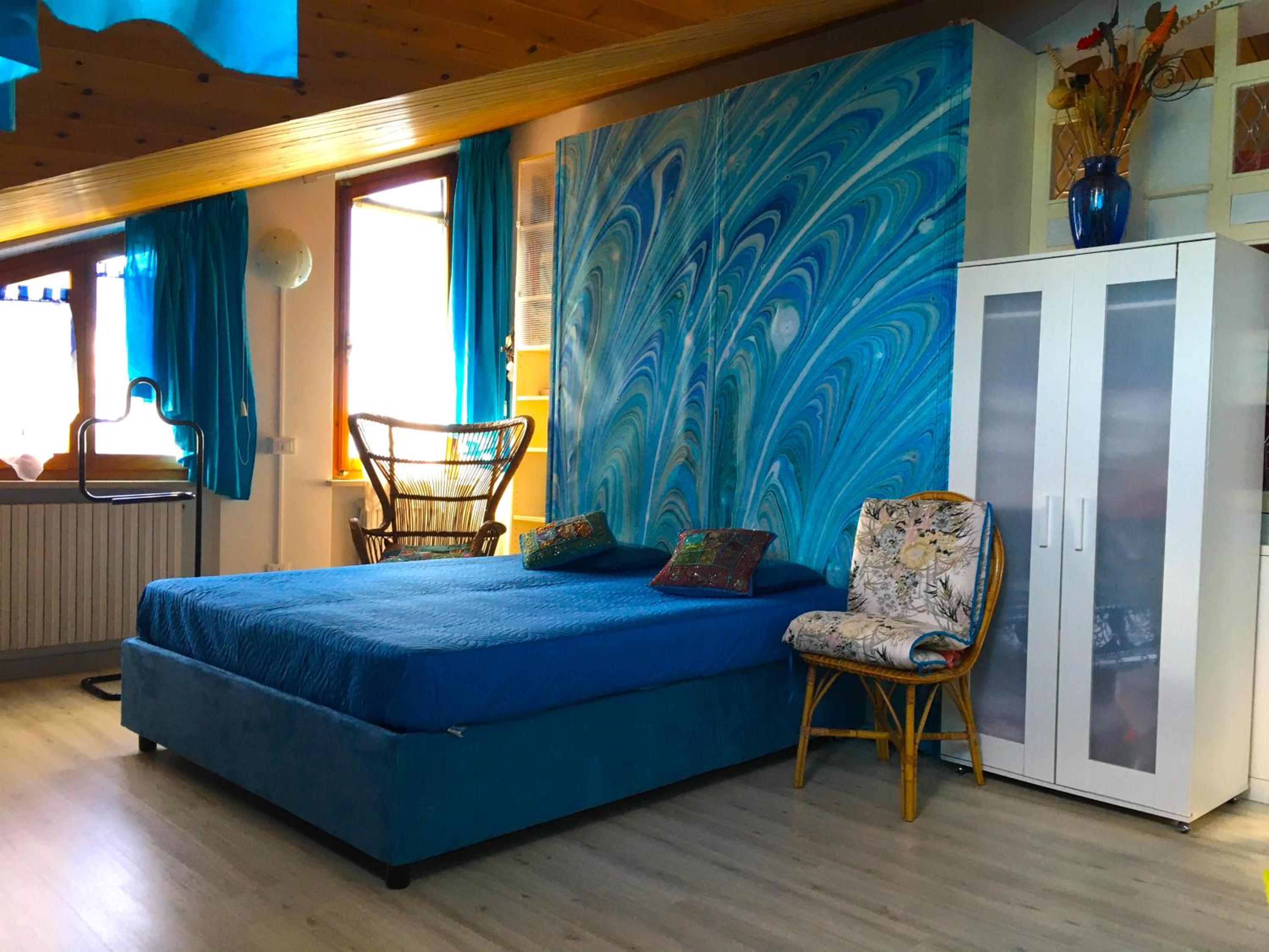 Large Double Room photo 1