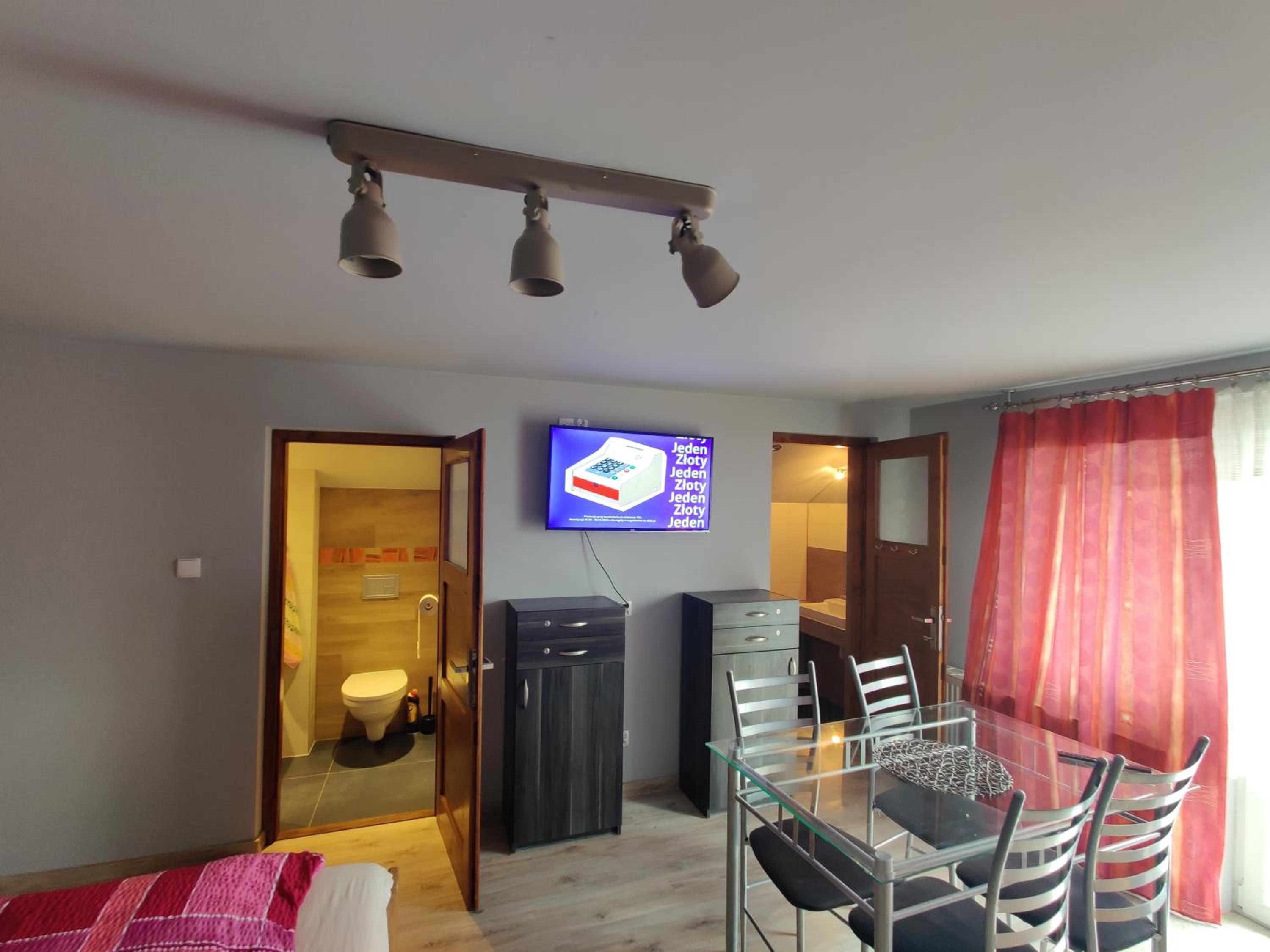 Family Room with Balcony - Photo 7
