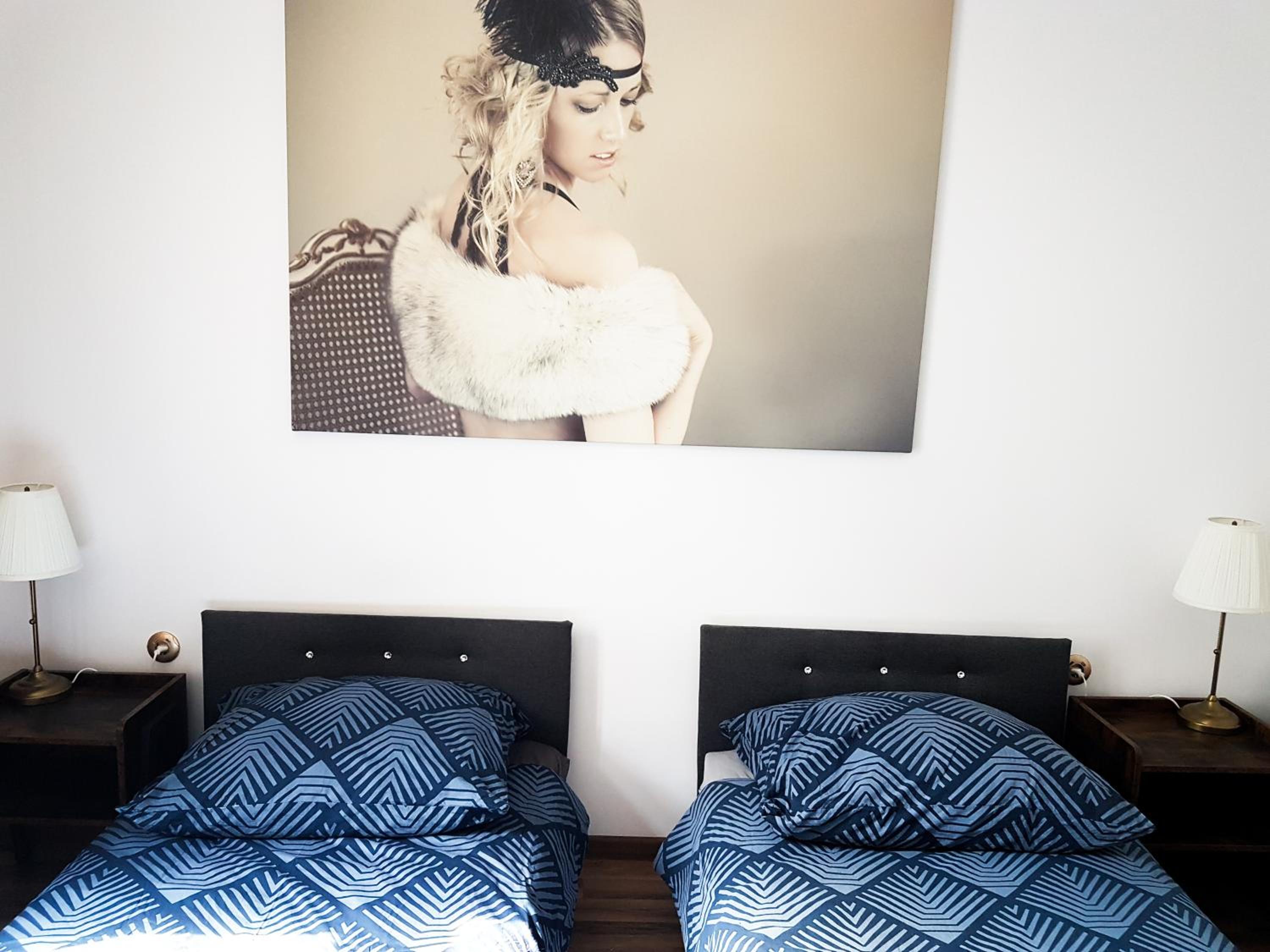 Double Room with Private Bathroom - Photo 6