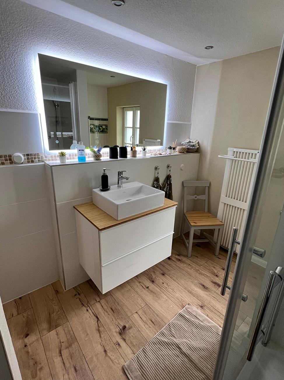 One-Bedroom Apartment - Photo 9
