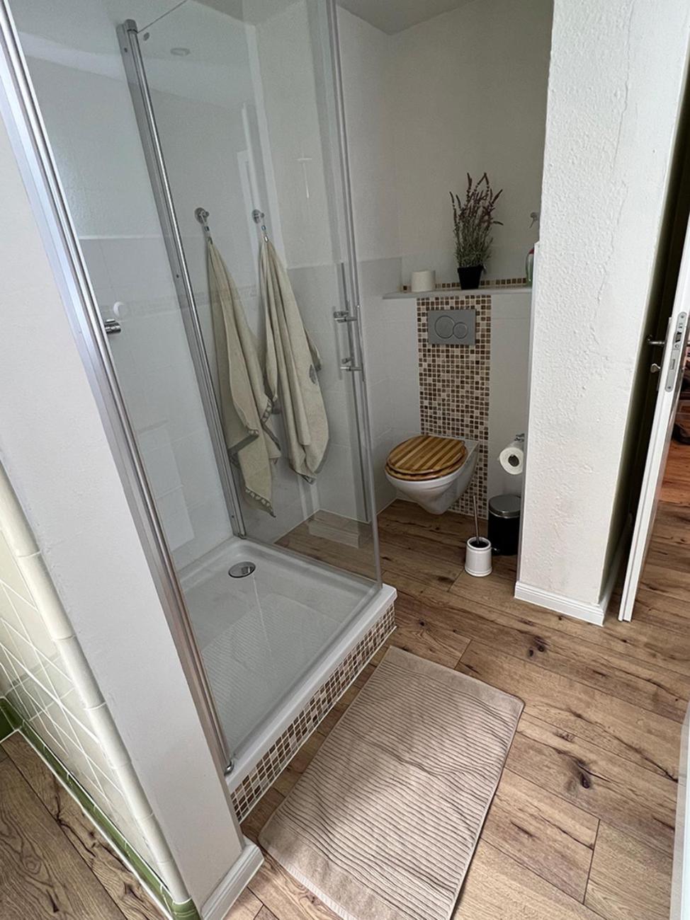 One-Bedroom Apartment - Photo 6