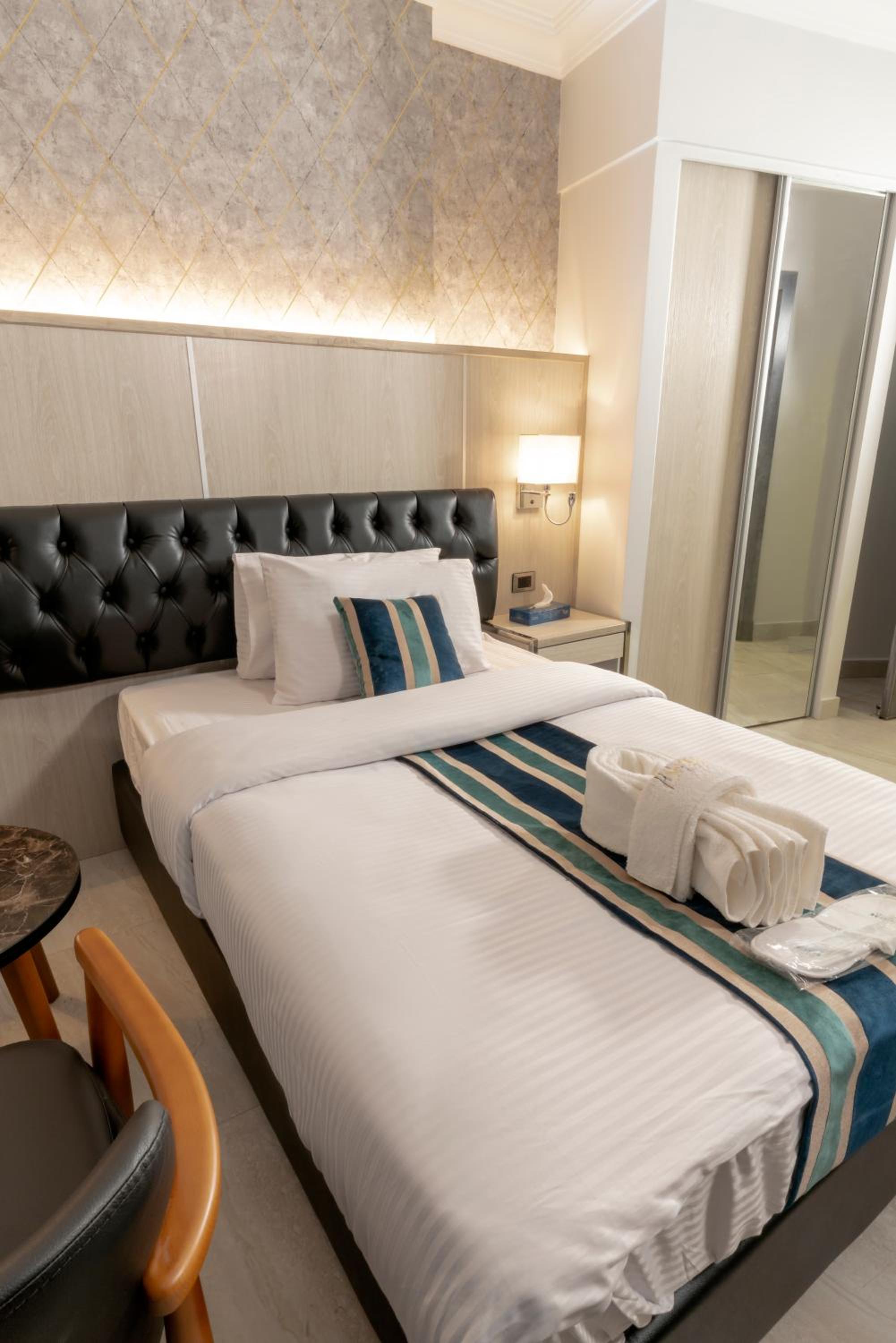 Deluxe Single Room photo 3