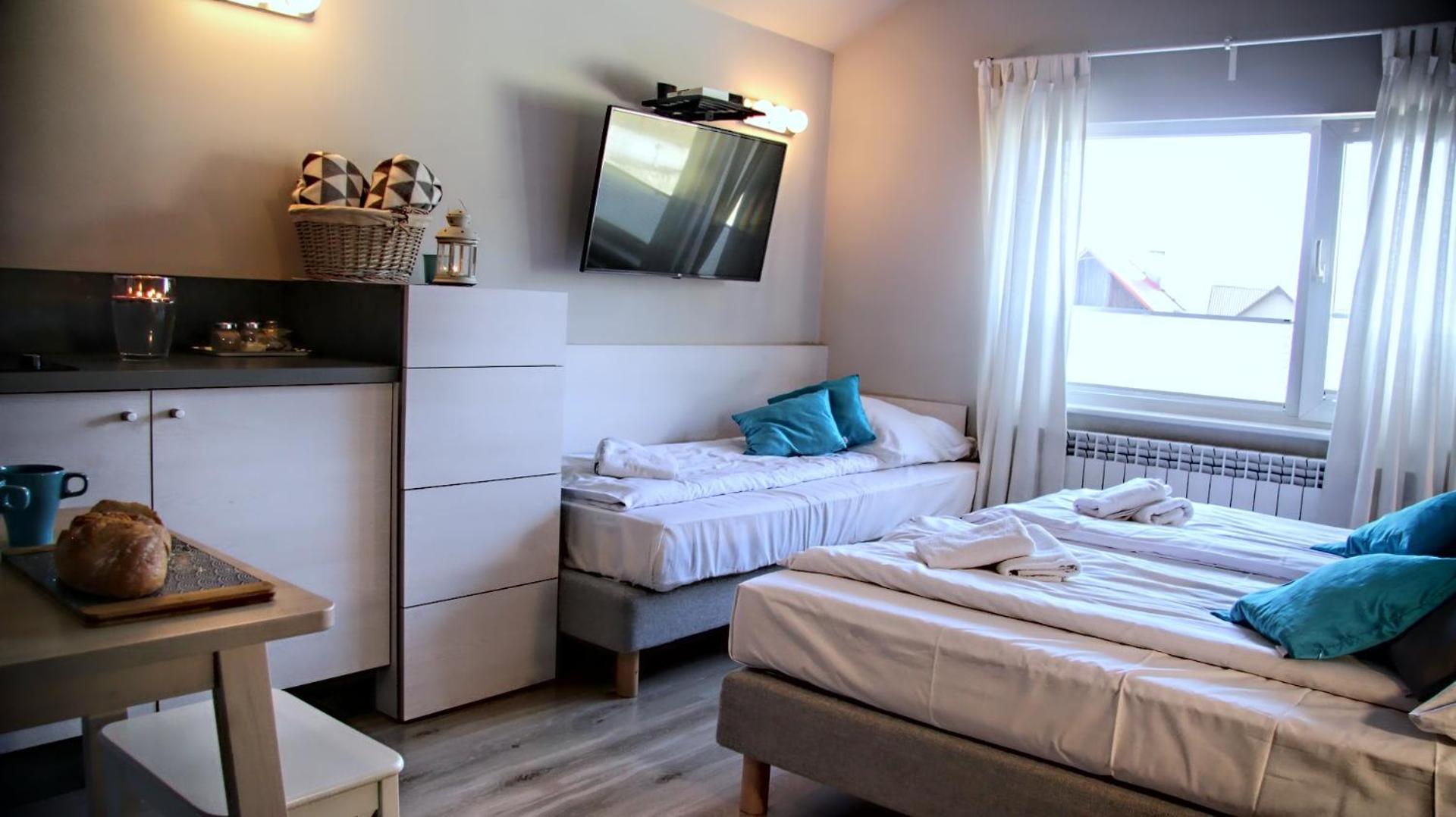 Apartment photo 2