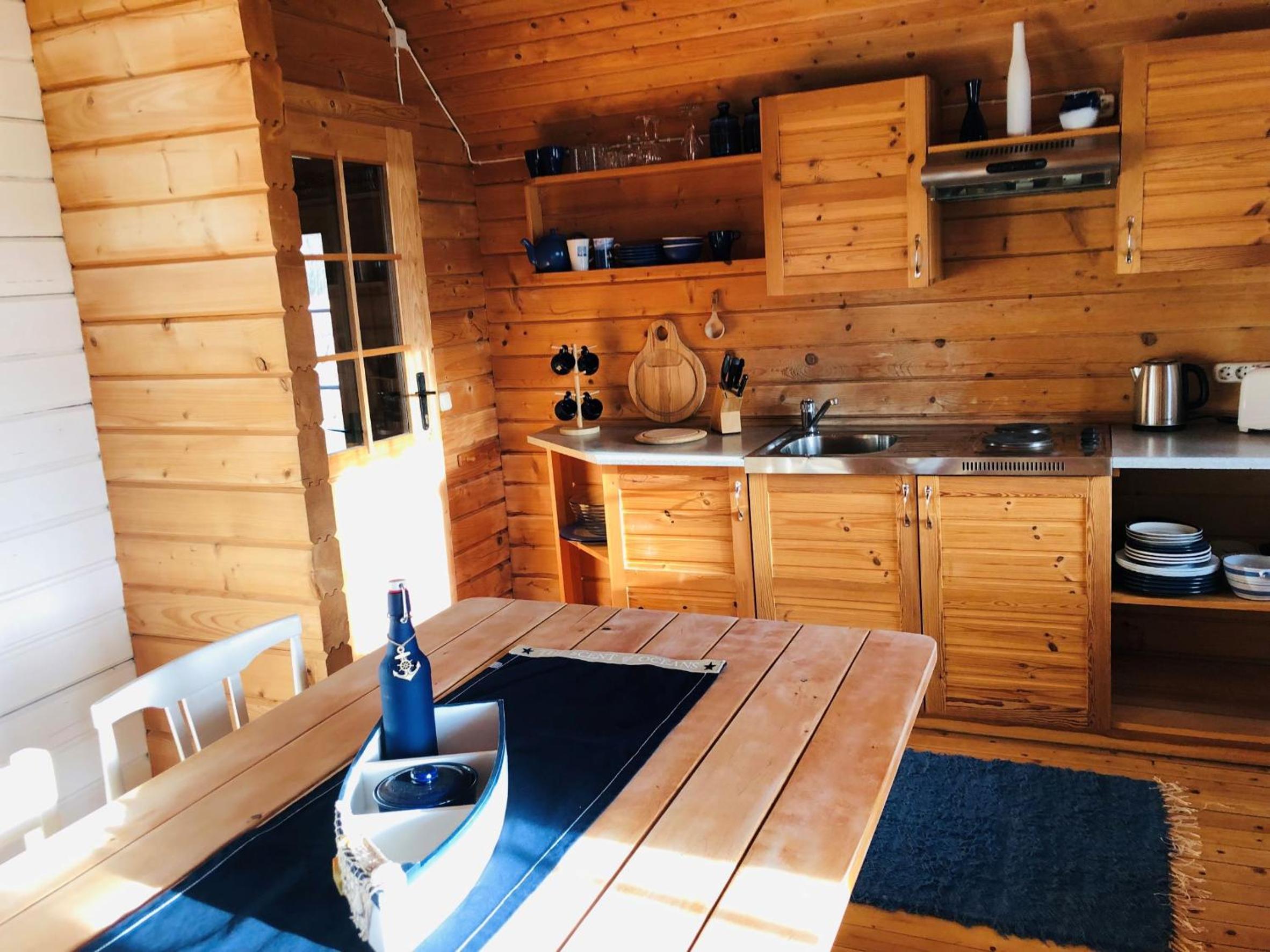Two-Bedroom House - Photo 3