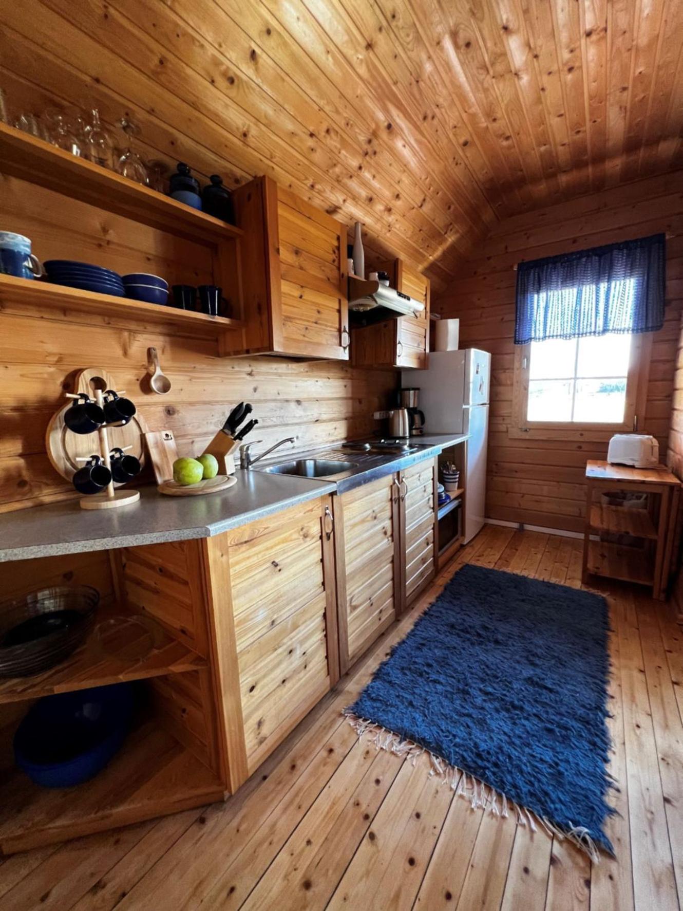 Two-Bedroom House - Photo 12
