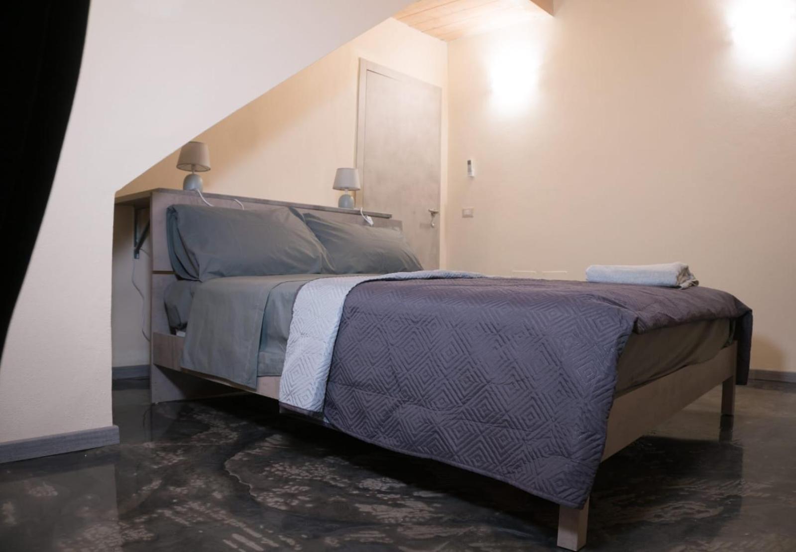 Double Room with Private Bathroom photo 1