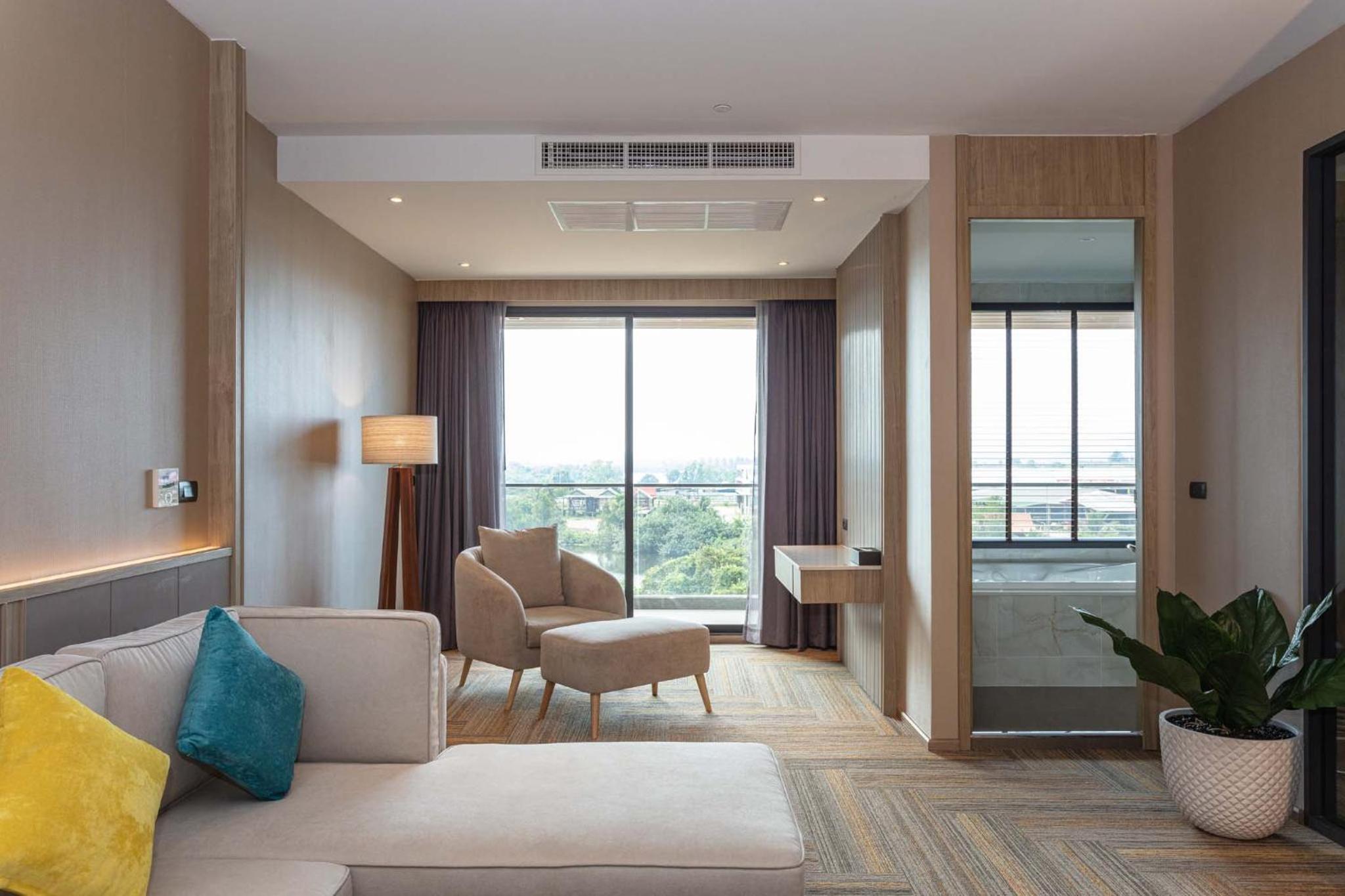 Laguna Executive Suite - Photo 3
