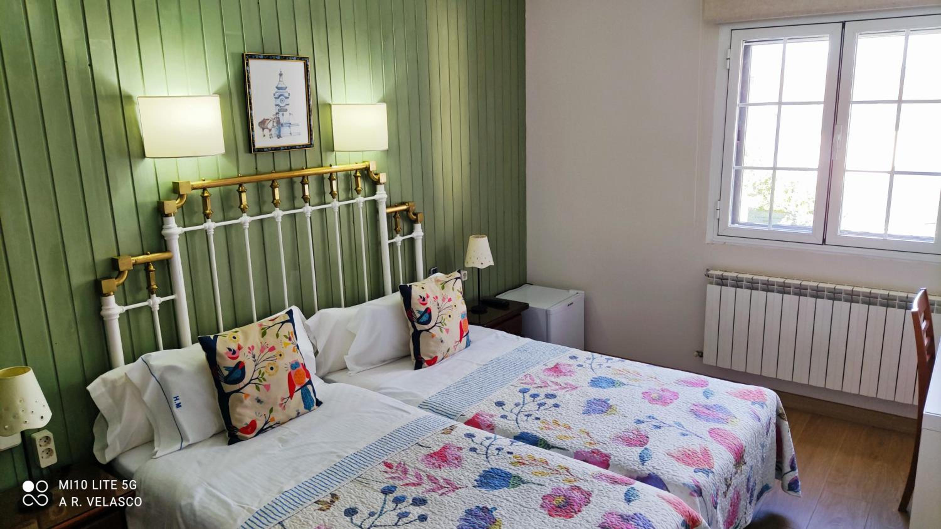 Twin Room photo 2
