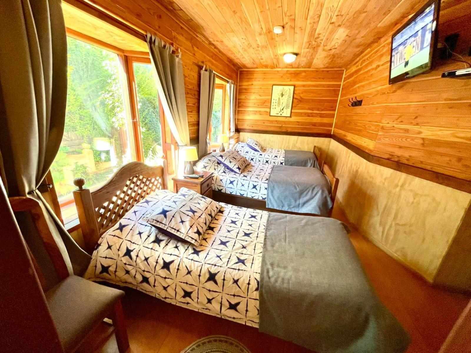 Triple Room with Private Bathroom photo 1