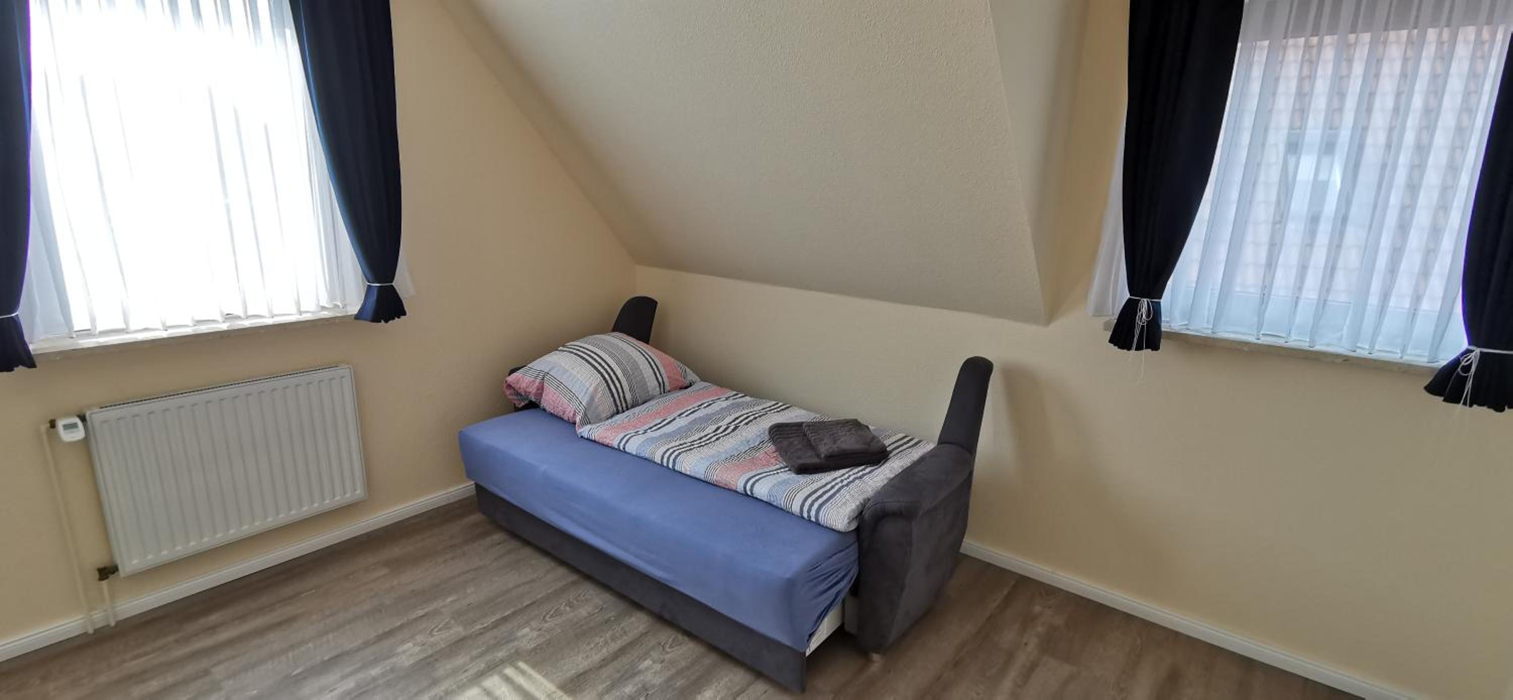 Two-Bedroom House photo 2