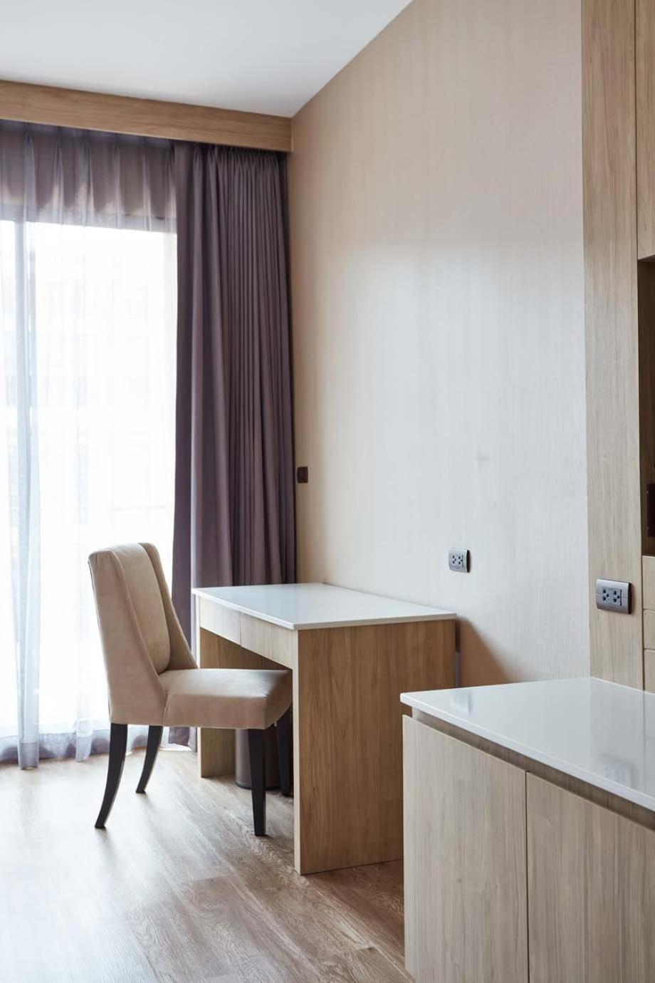 Cozy Deluxe Double Room - Photo 11