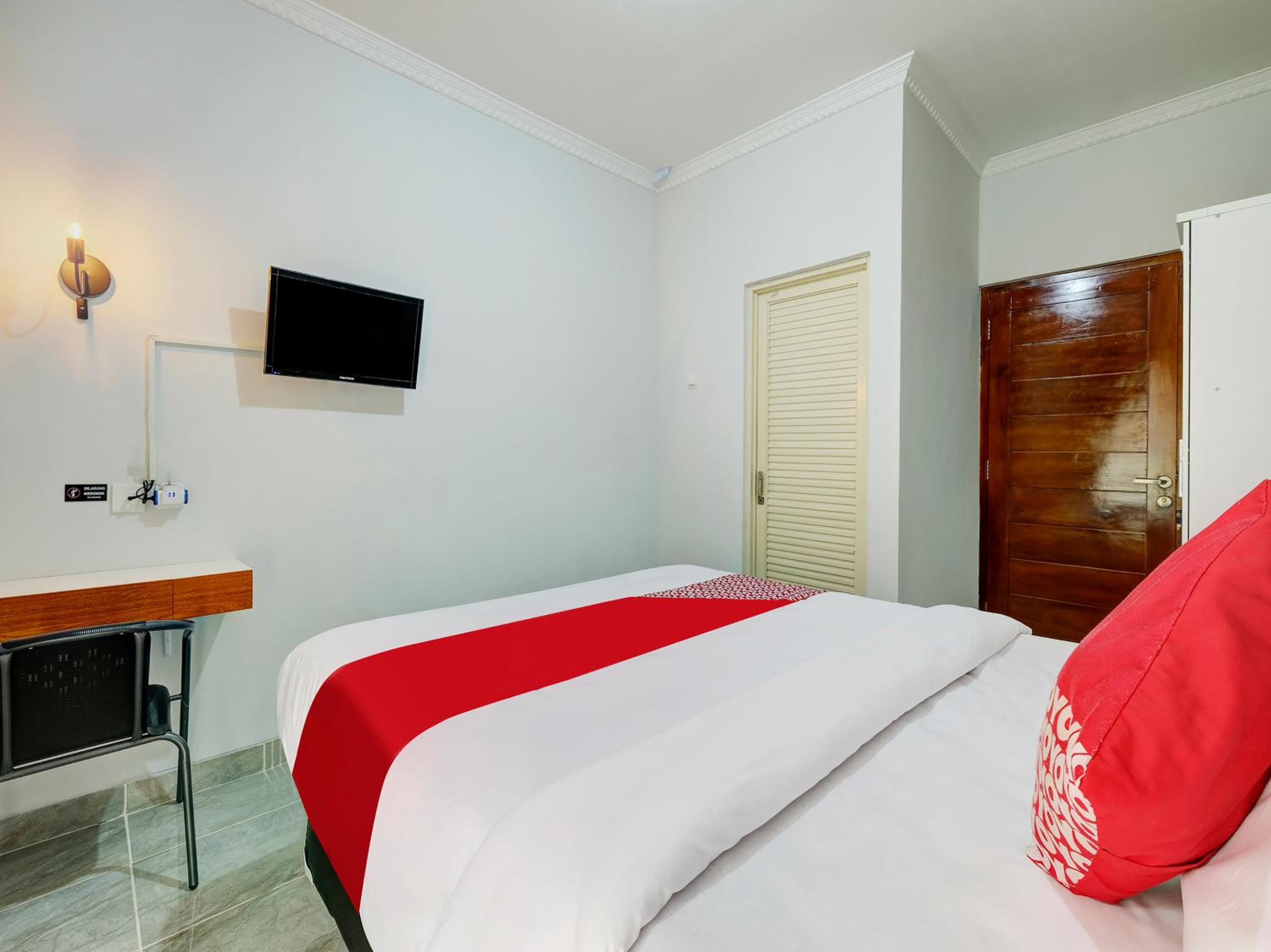 Standard Double Room - Photo 5