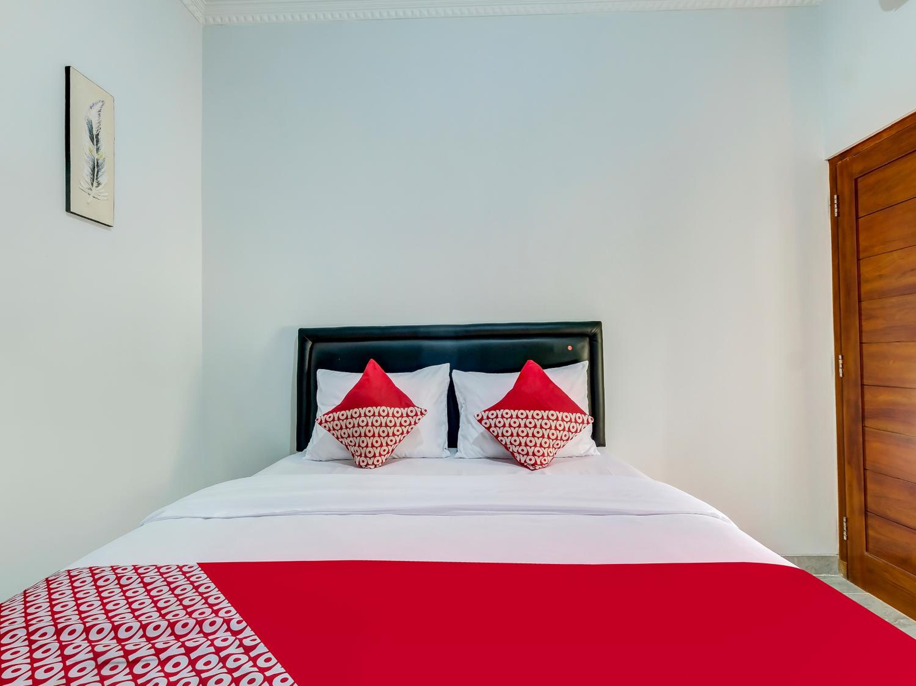 Deluxe Double Room - Photo 1