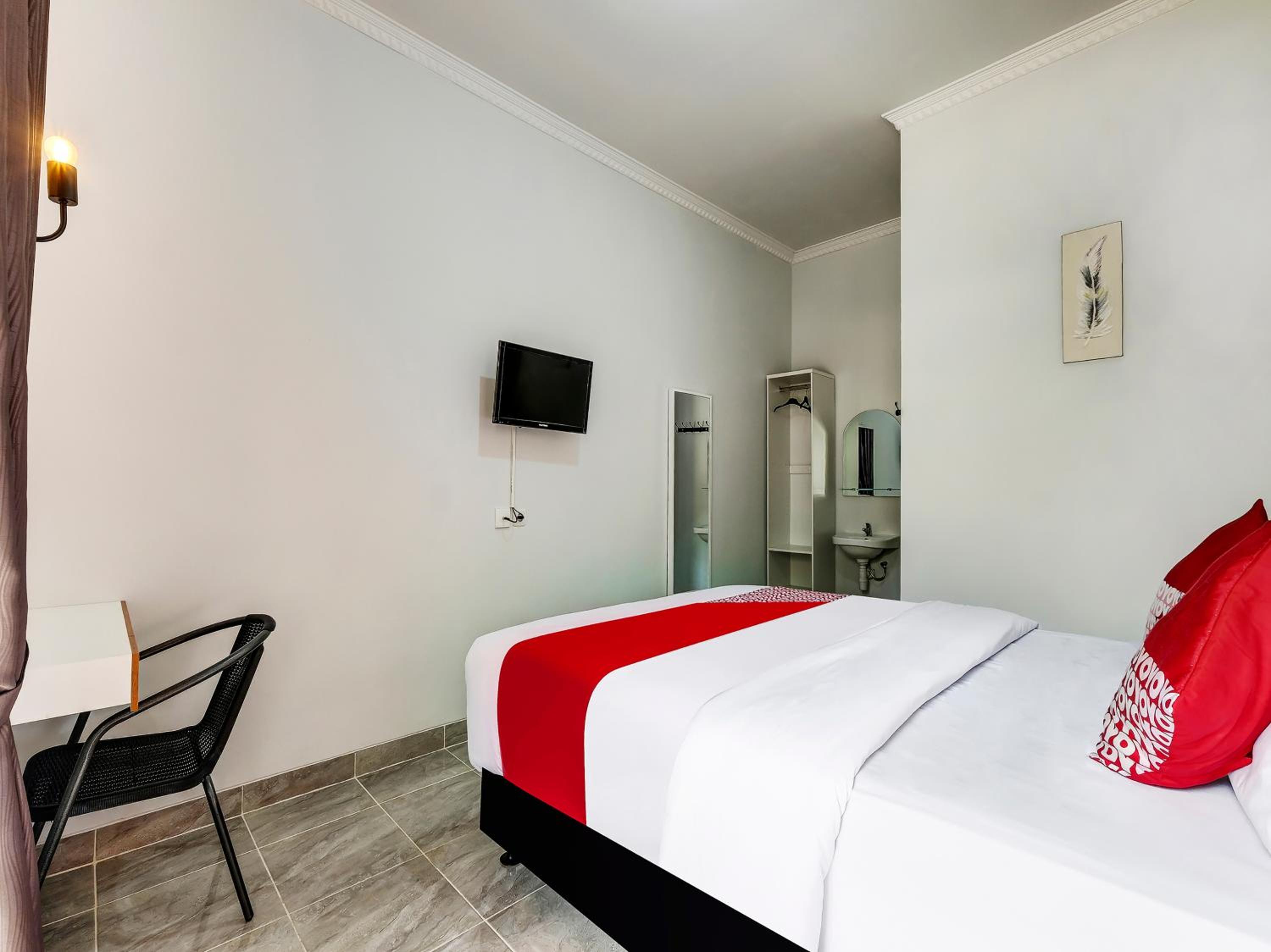 Deluxe Double Room - Photo 4