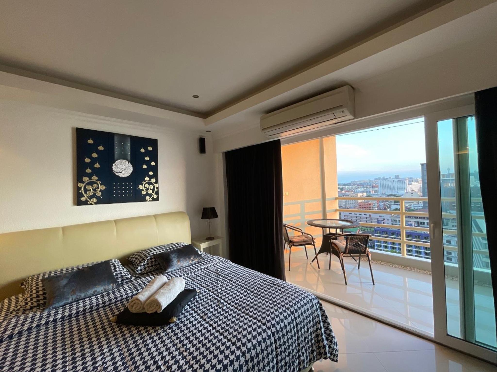 Studio Apartment with Sea View - Photo 1