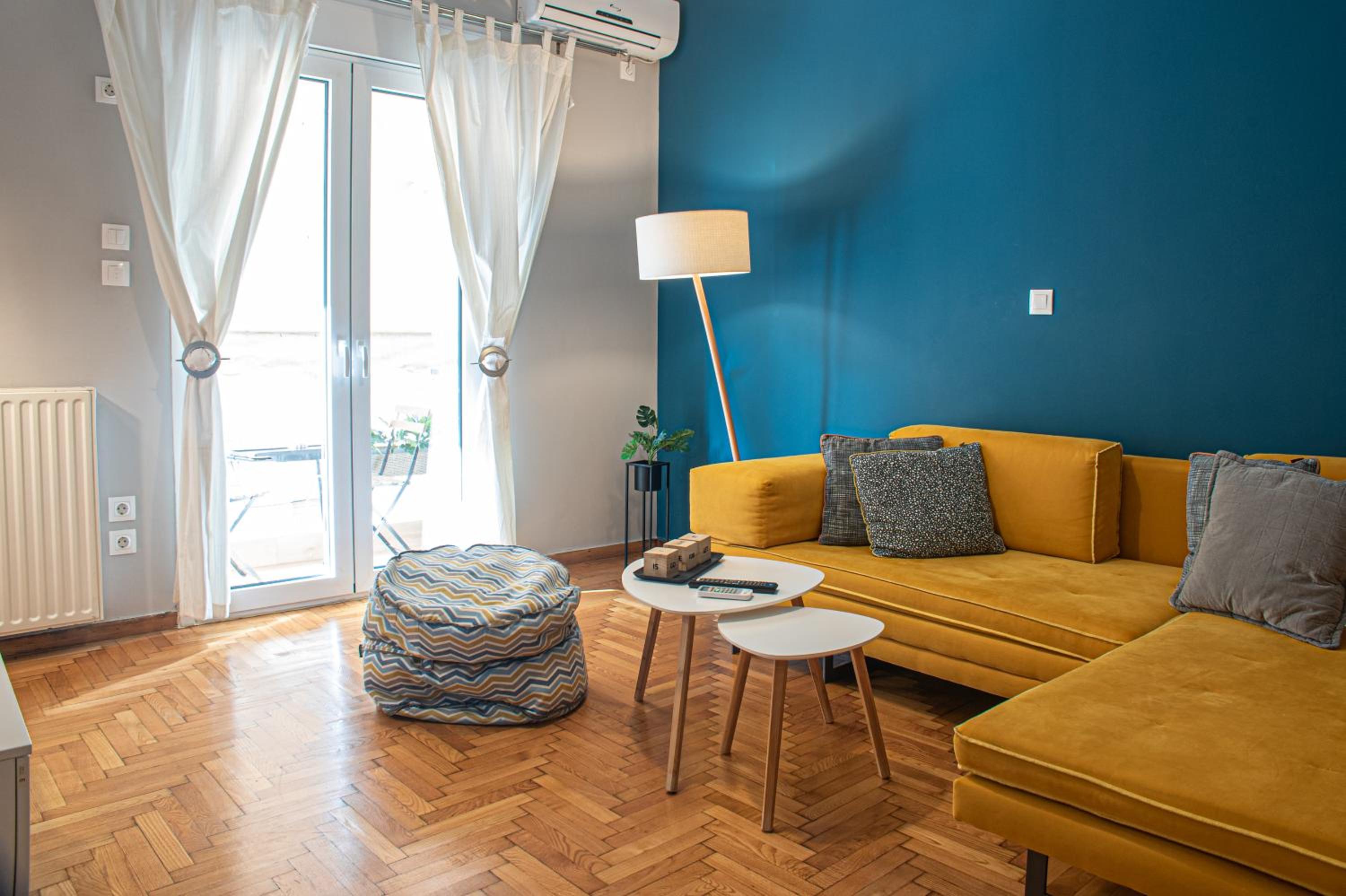 Deluxe Apartment