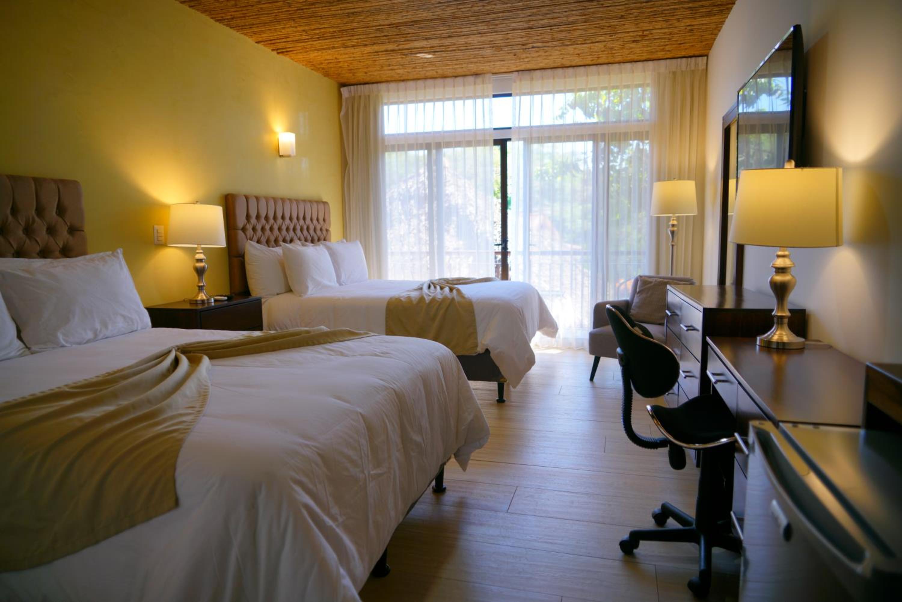 Deluxe Queen Room with Two Queen Beds