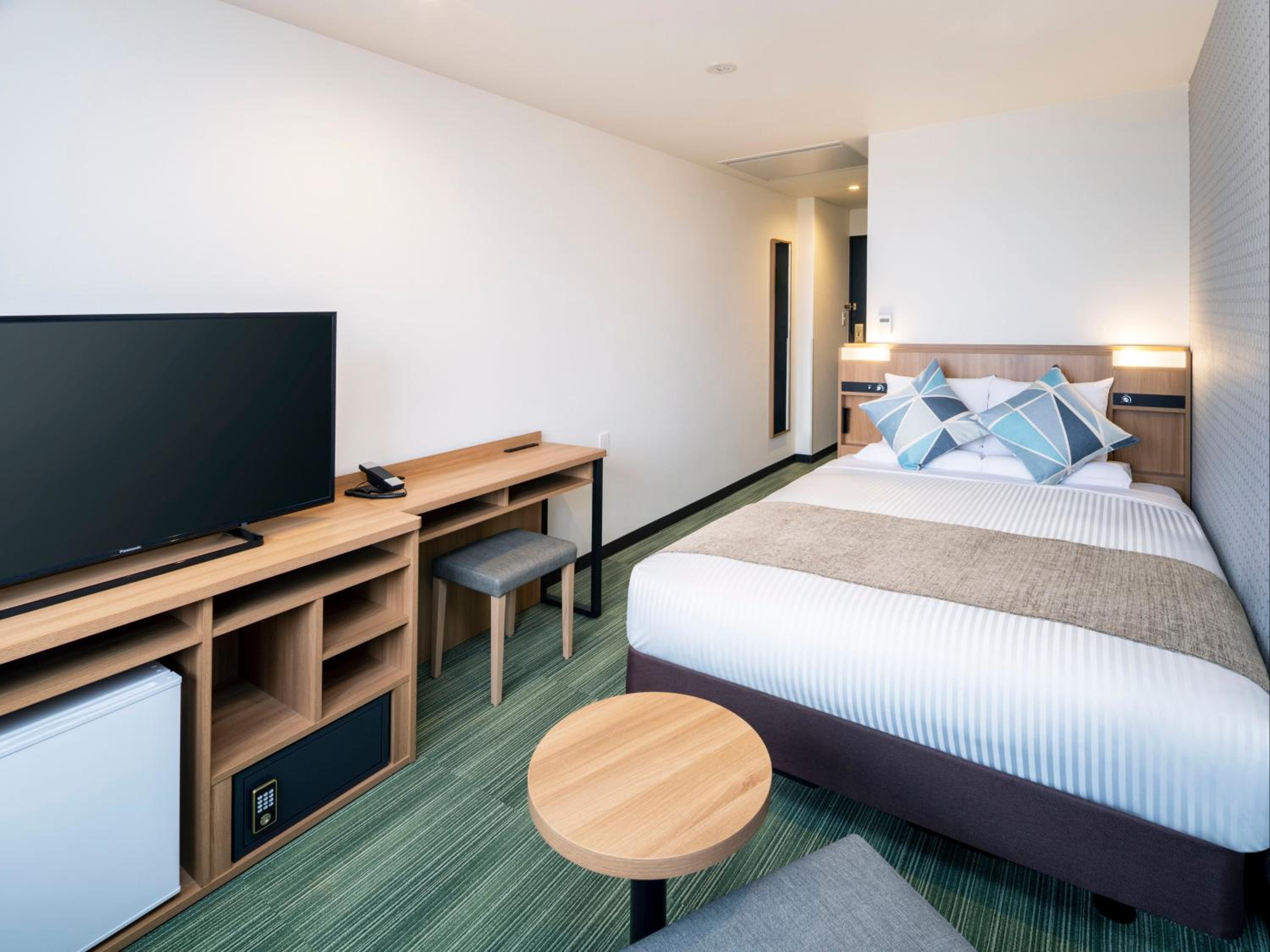 Standard Double Room - Non-Smoking with No Cleaning Service photo 3