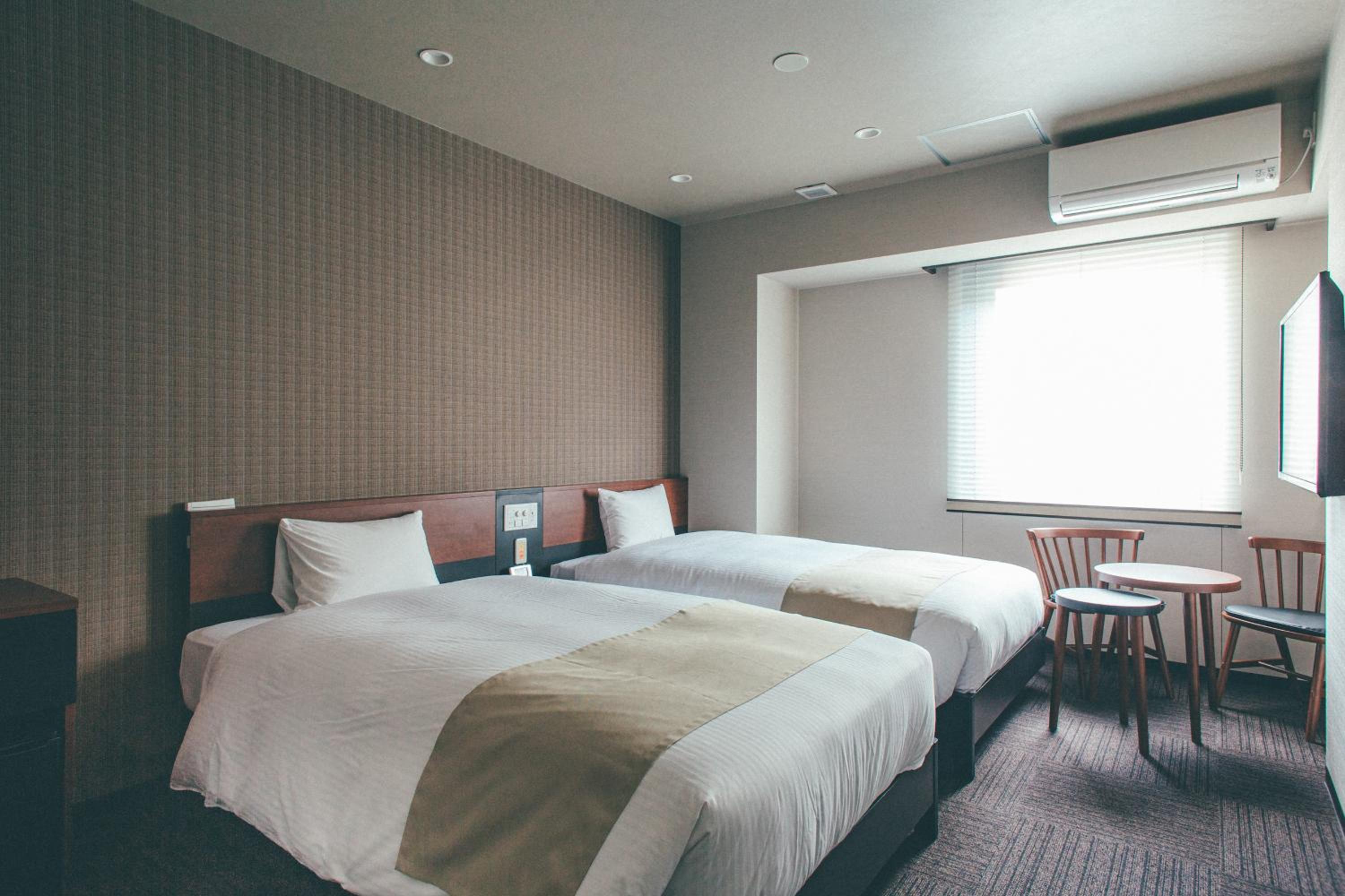 Standard Twin Room - Non-Smoking photo 1