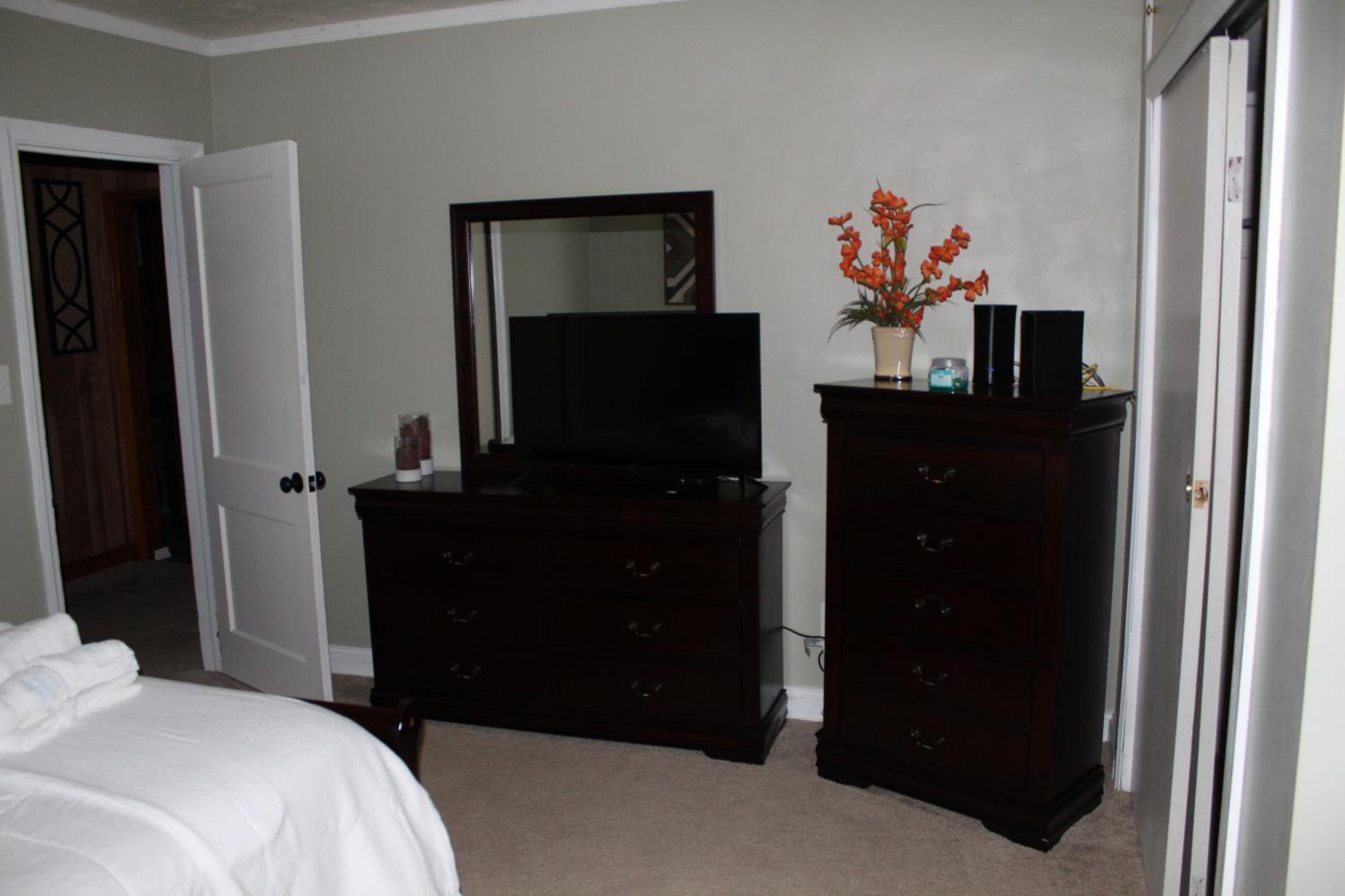 Two-Bedroom House photo 2