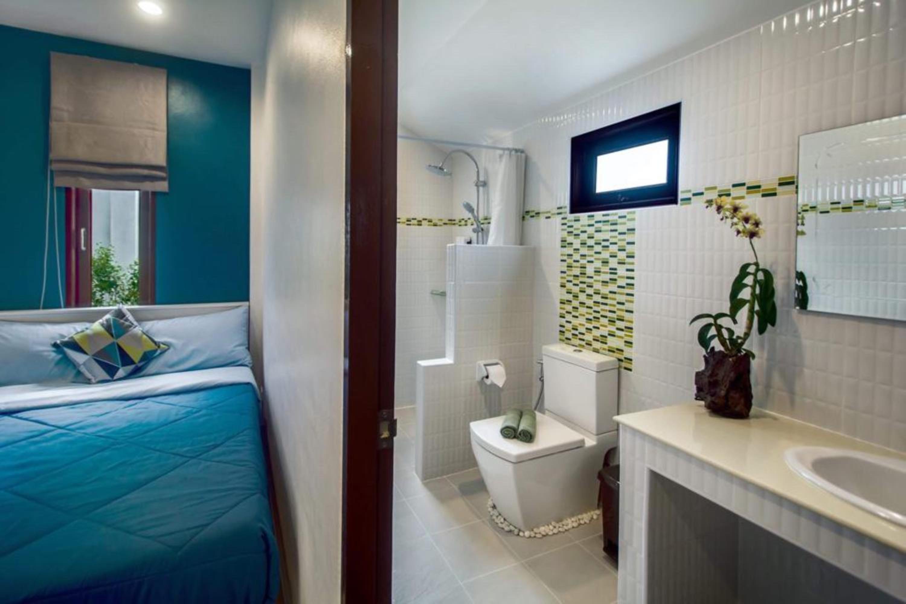 Three-Bedroom Villa photo 2