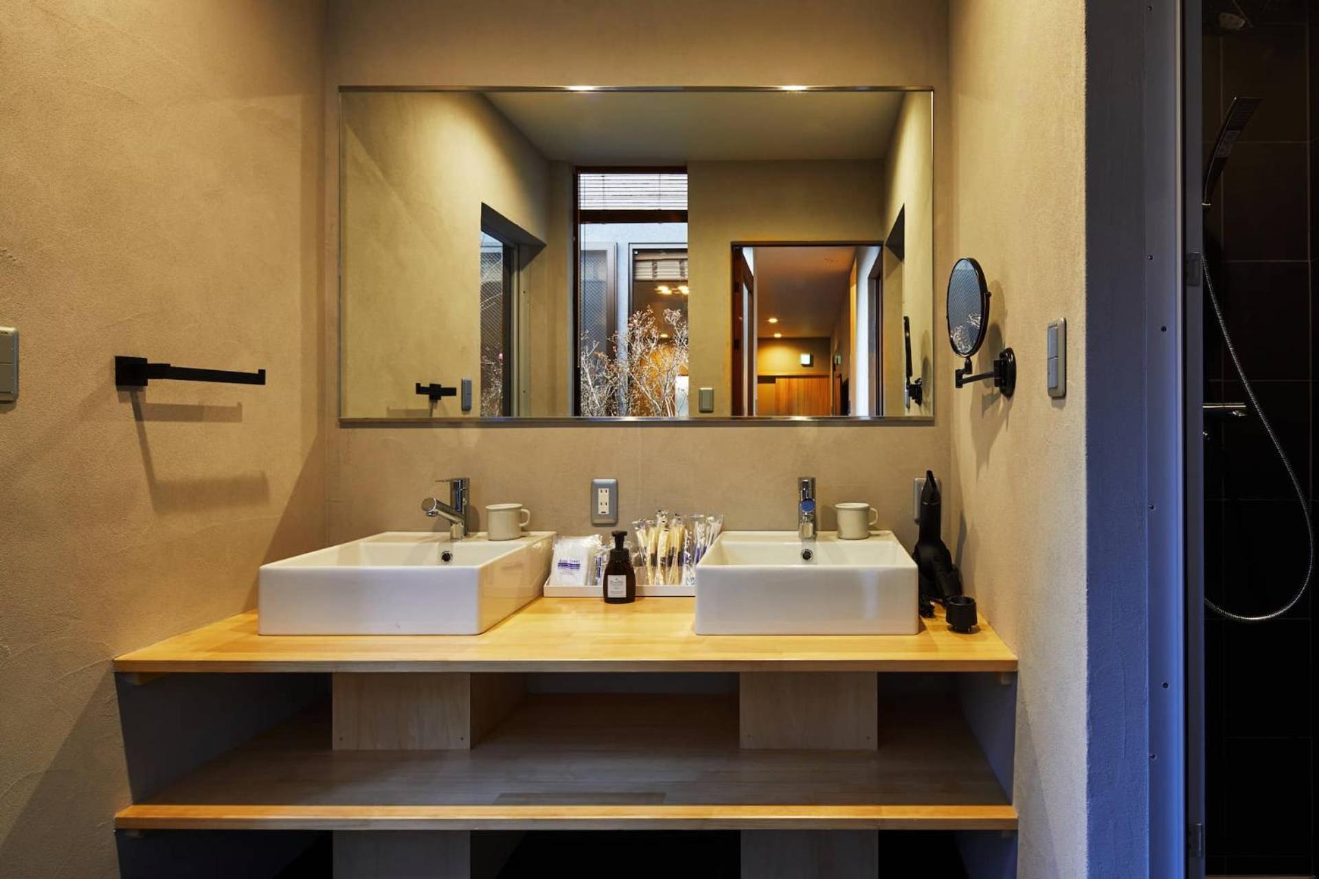 Two-Bedroom Villa - Photo 8