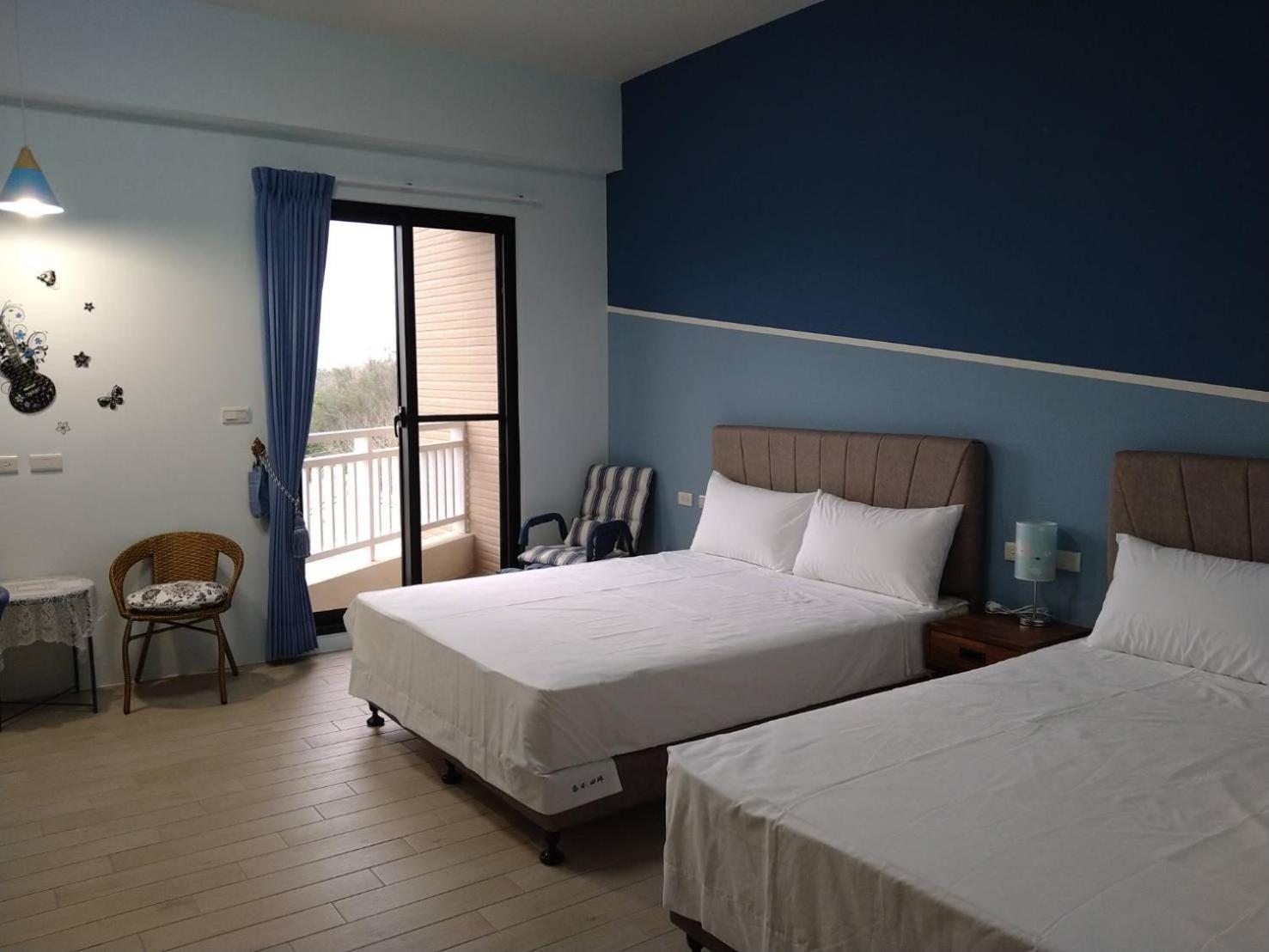 Superior Twin Room with Sea View photo 3