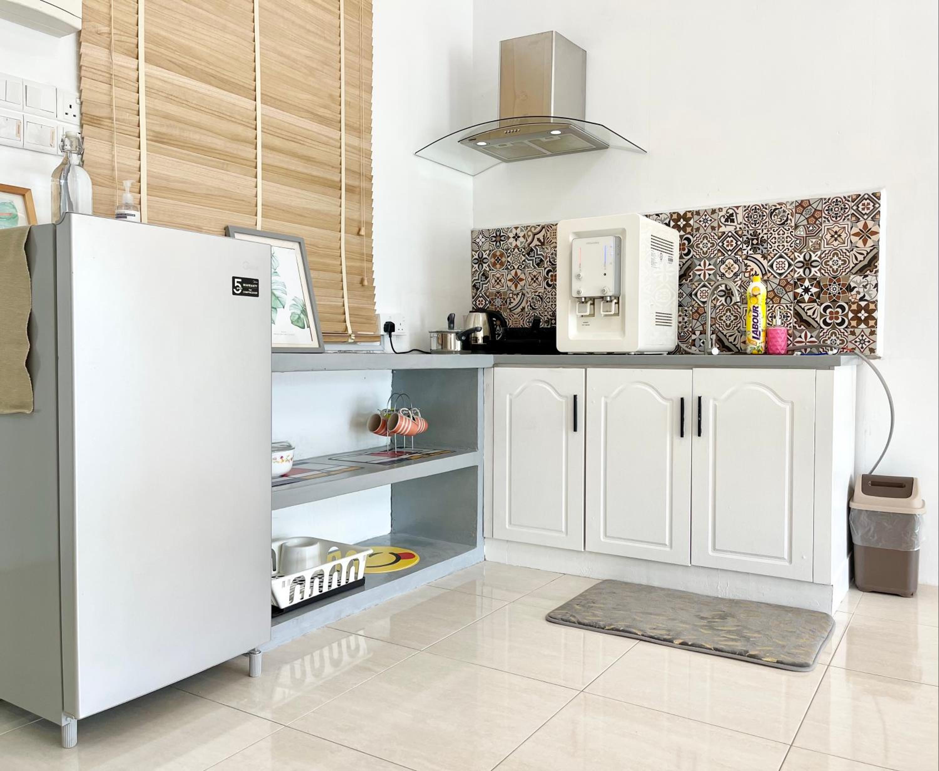 Three-Bedroom Apartment - Photo 9