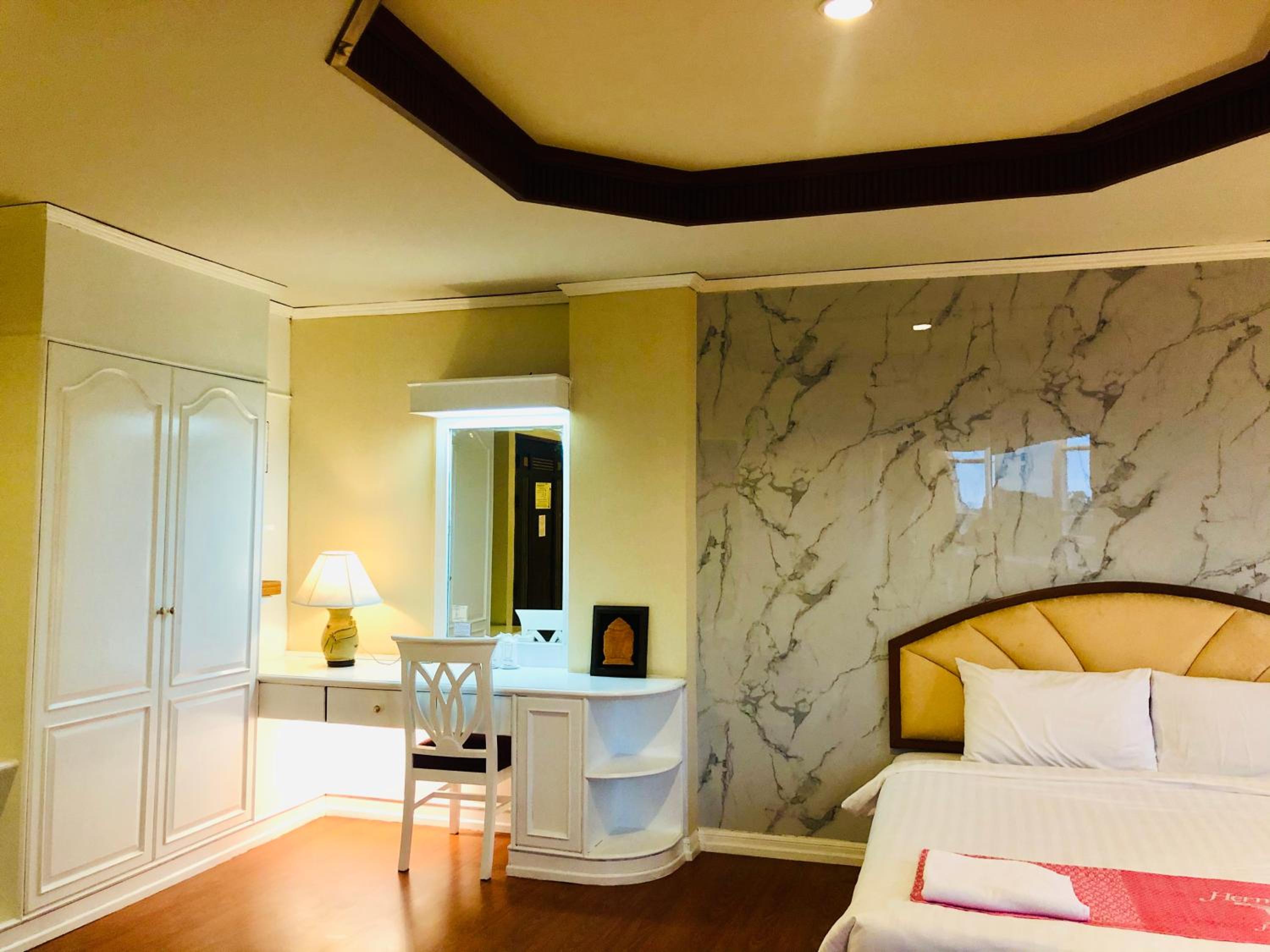 Deluxe Double Room - Photo 2