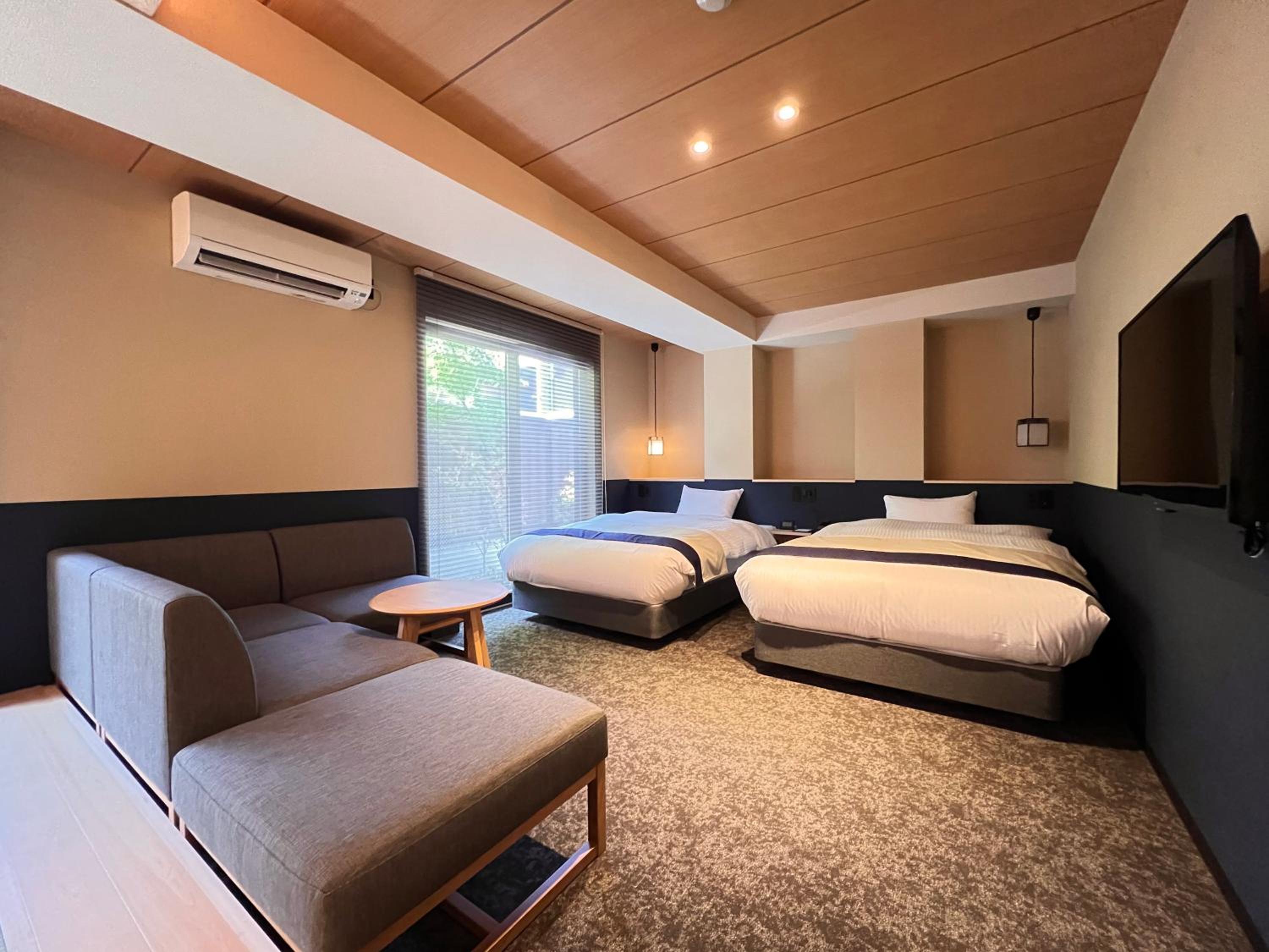Superior Twin Room photo 3
