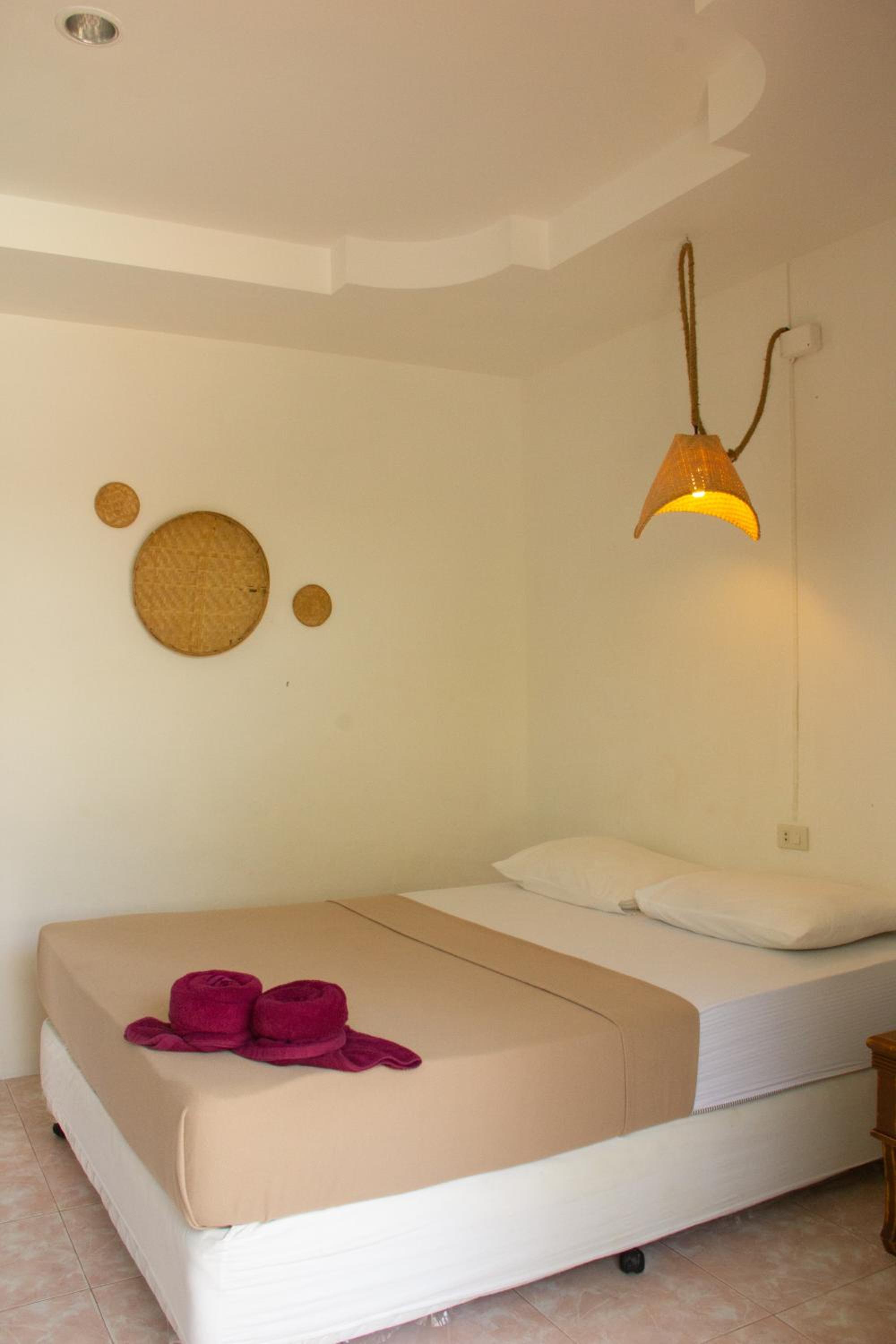 Double Room with Pool View photo 2