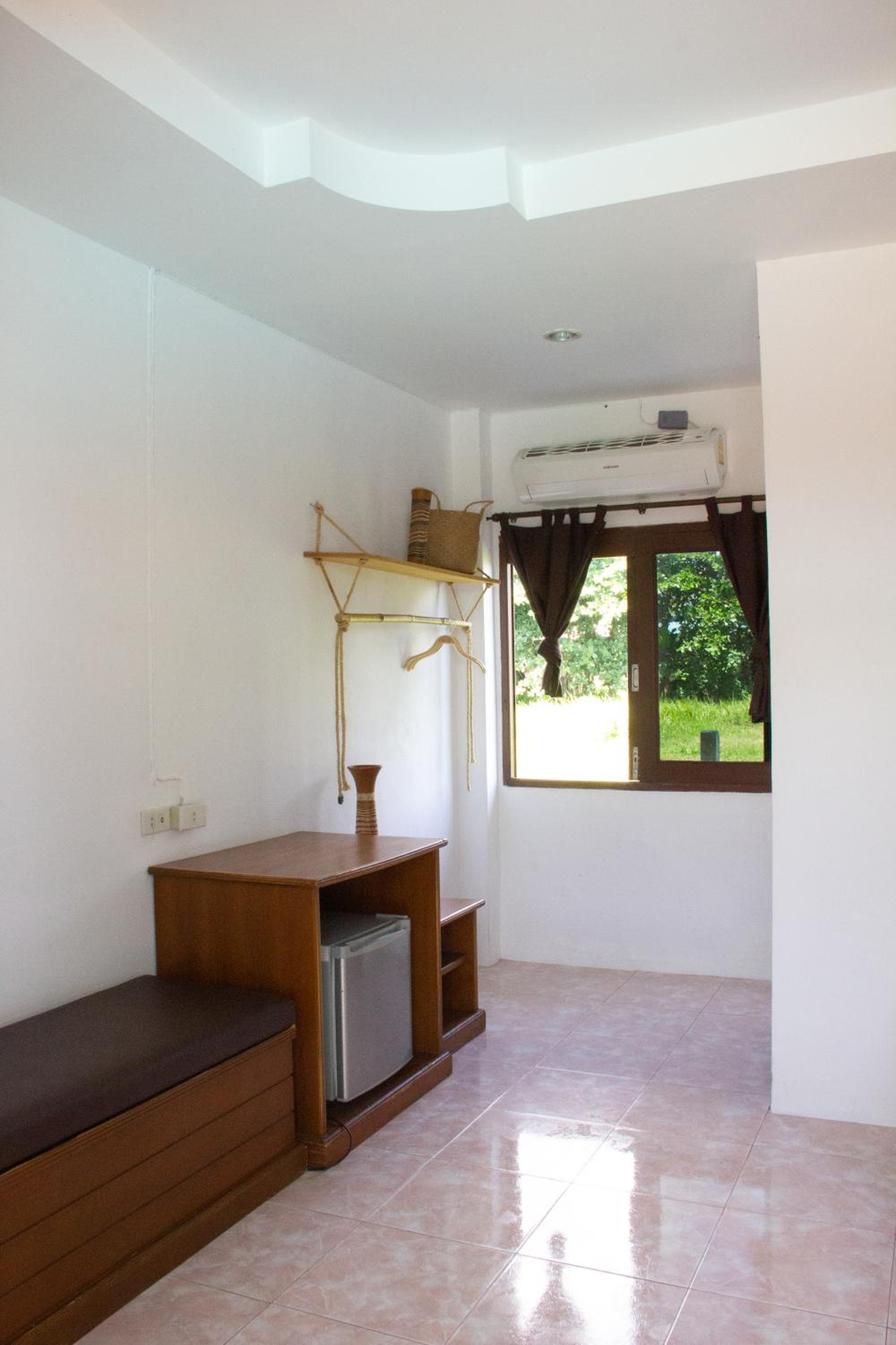 Double Room with Pool View photo 3