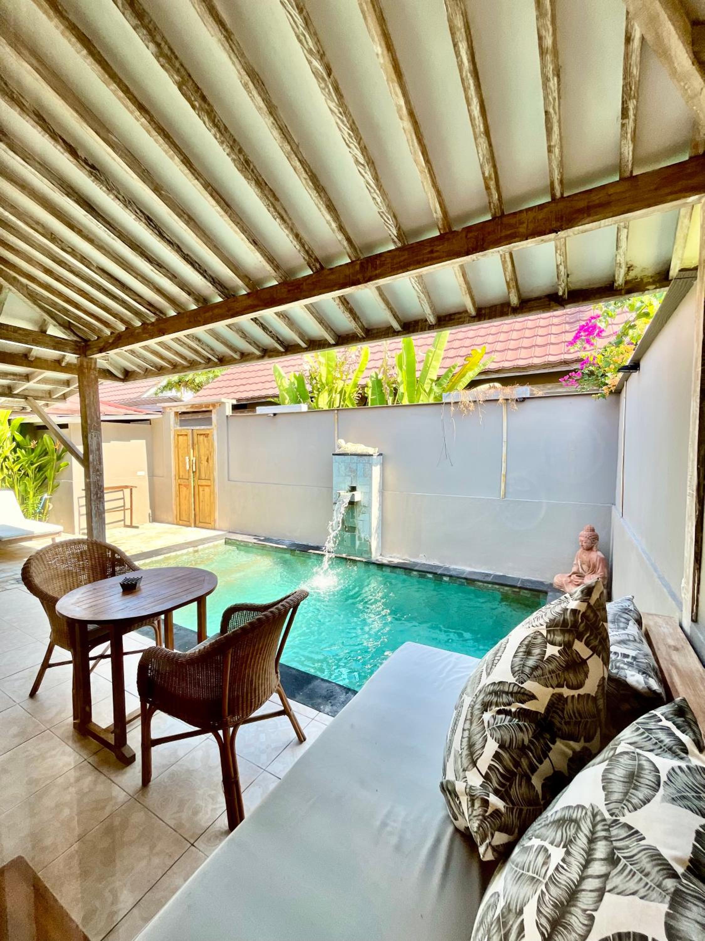 Villa with Private Pool - Photo 19
