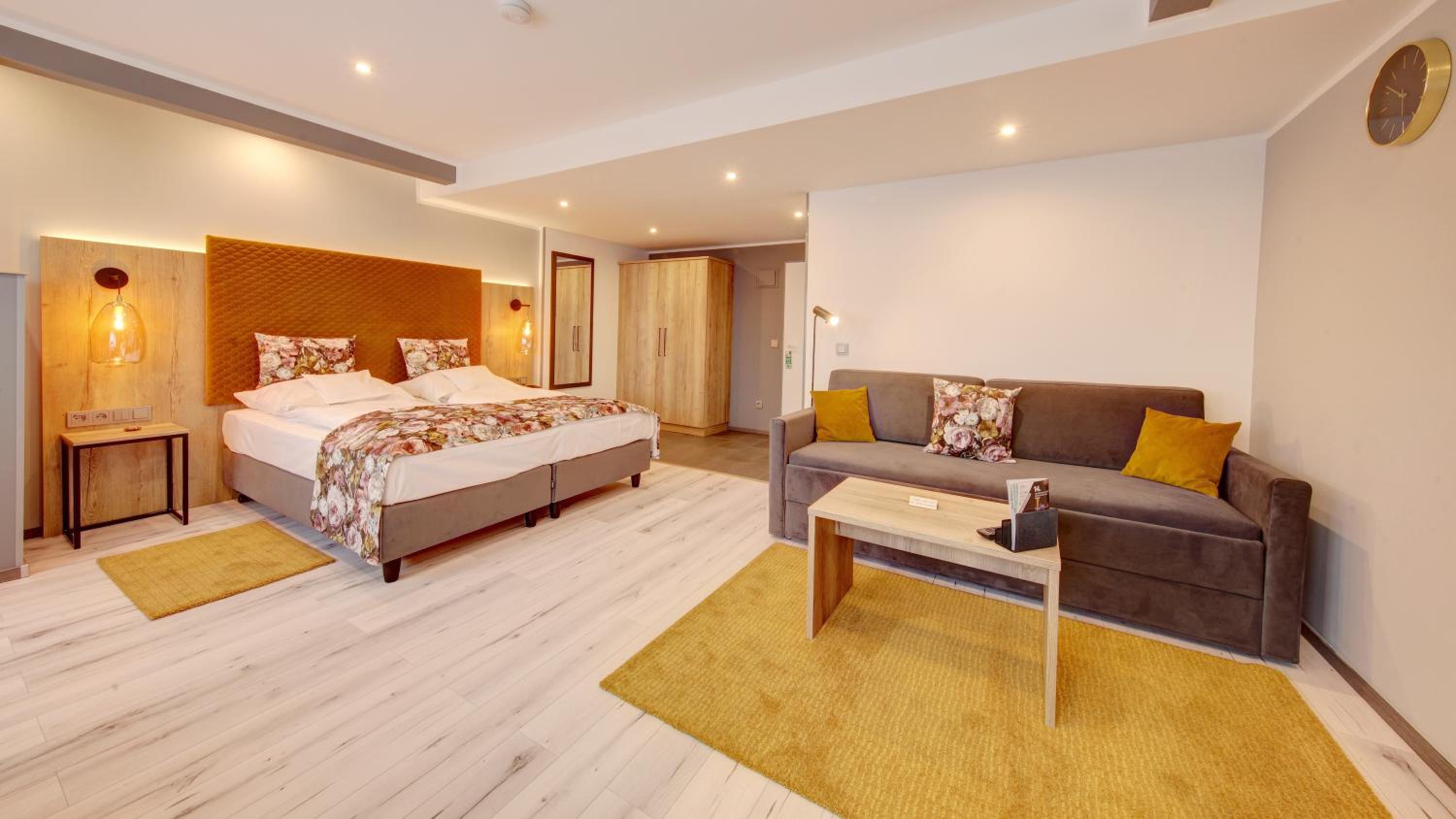 Superior Double Room - Photo 3