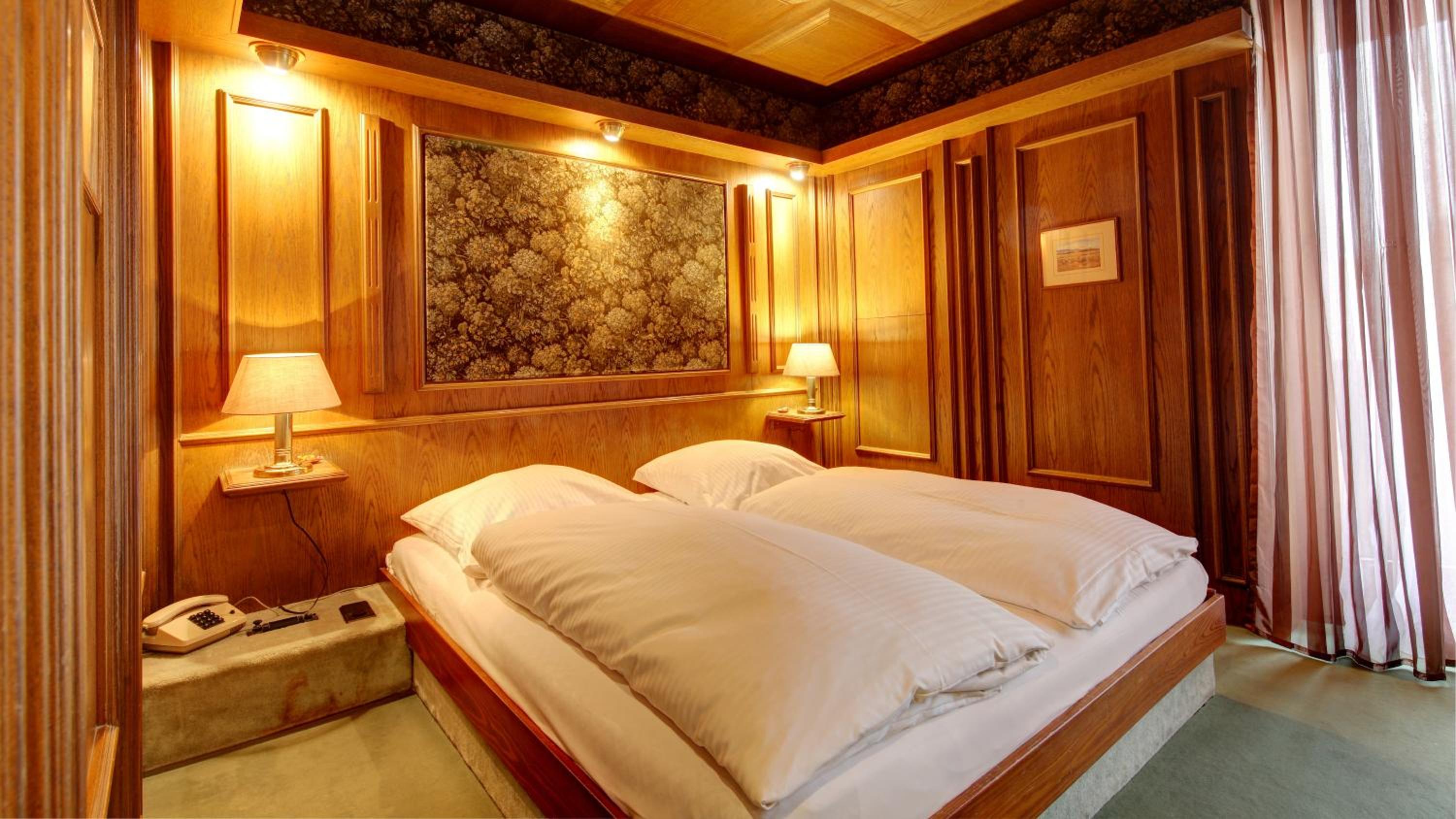 Double Room - Photo 12