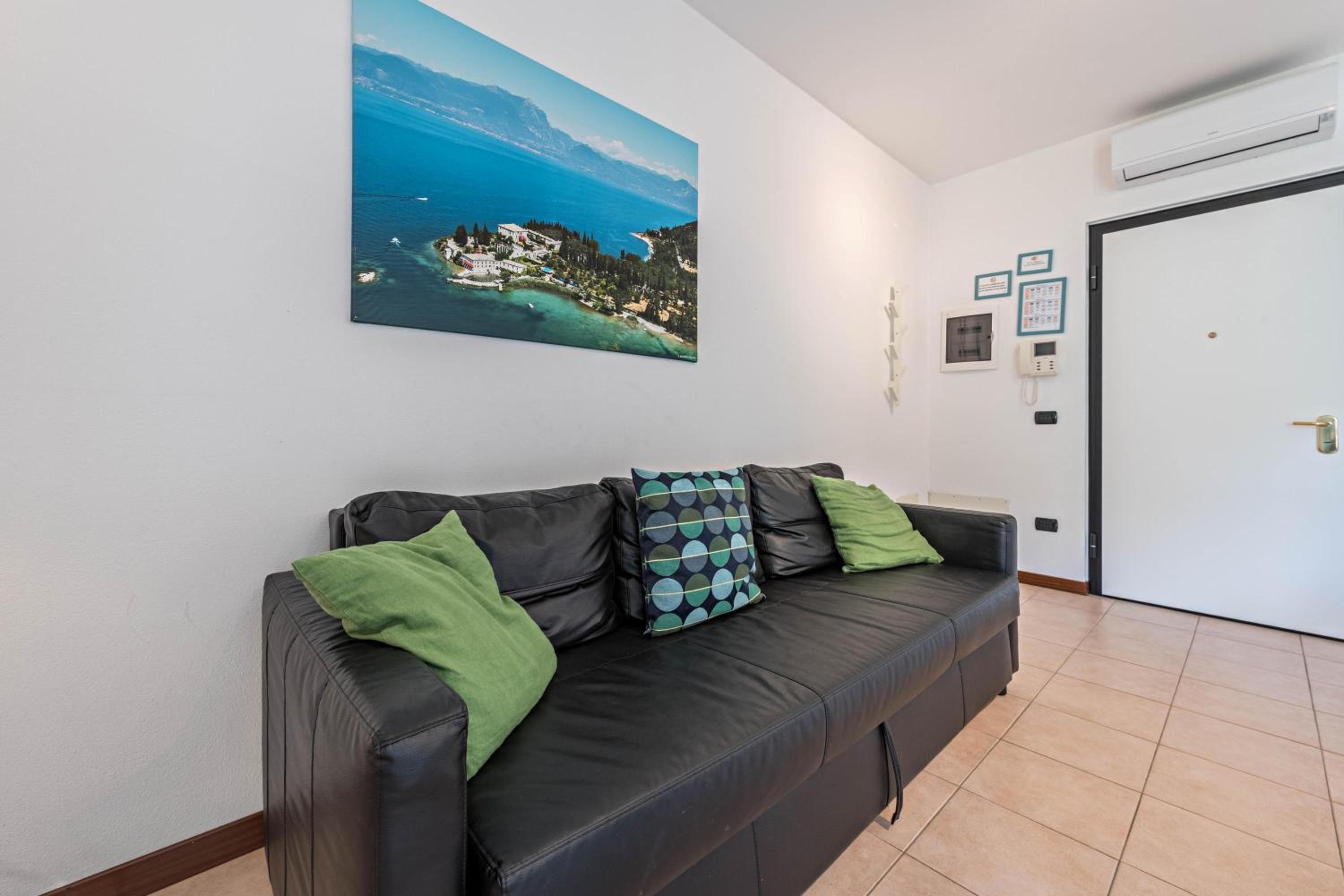 Superior One-Bedroom Apartment with Balcony photo 3