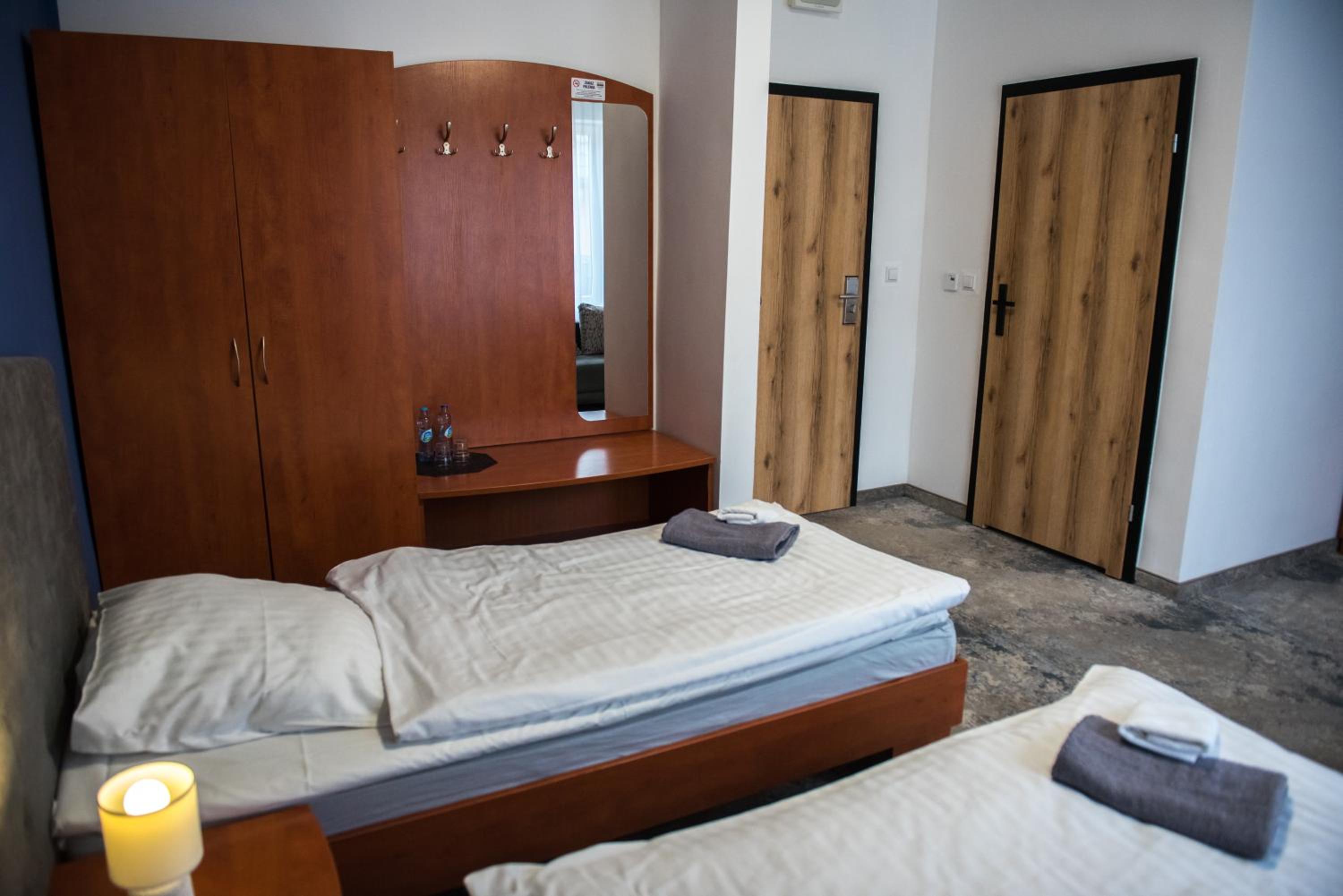  Double or Twin Room - Photo 12