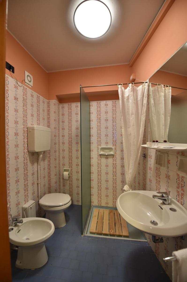 Quadruple Room photo 3