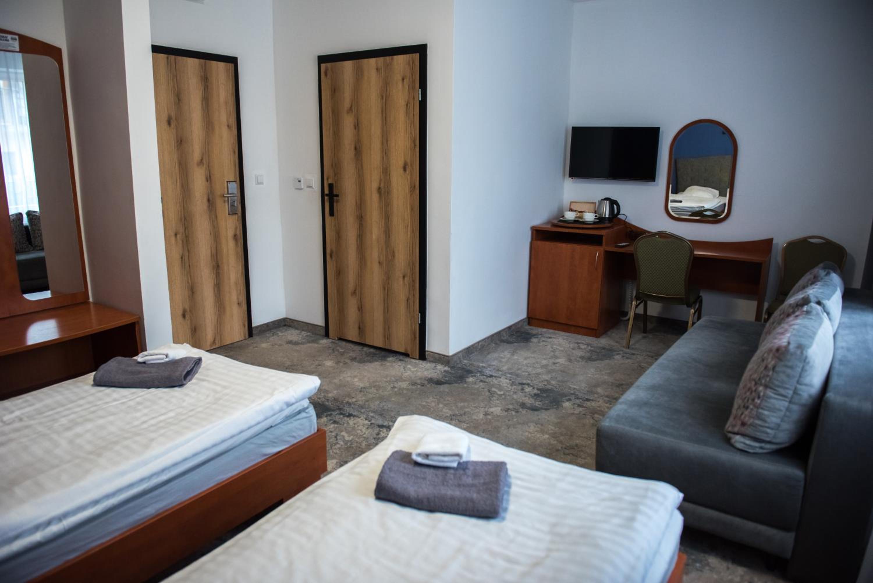  Double or Twin Room - Photo 19