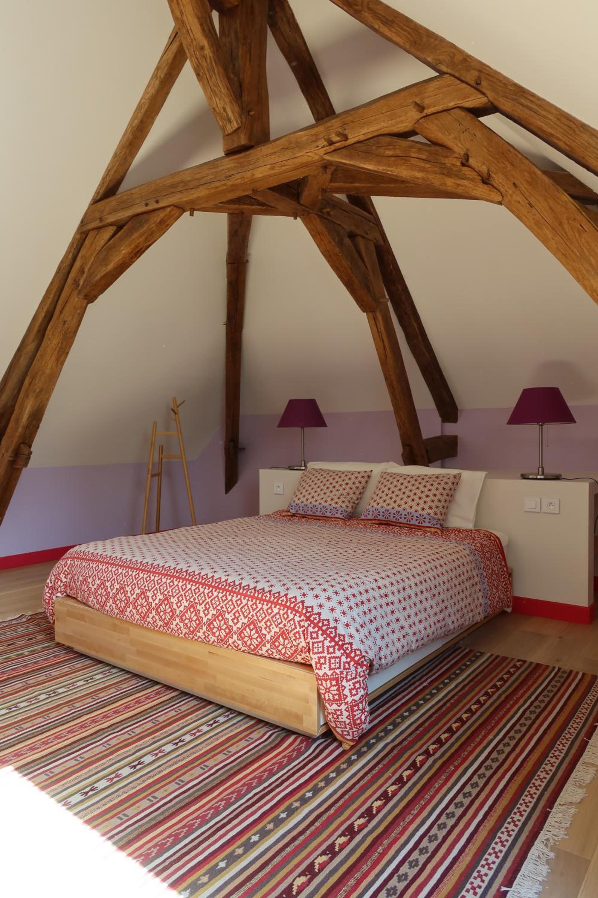 One-Bedroom Suite - Photo 6