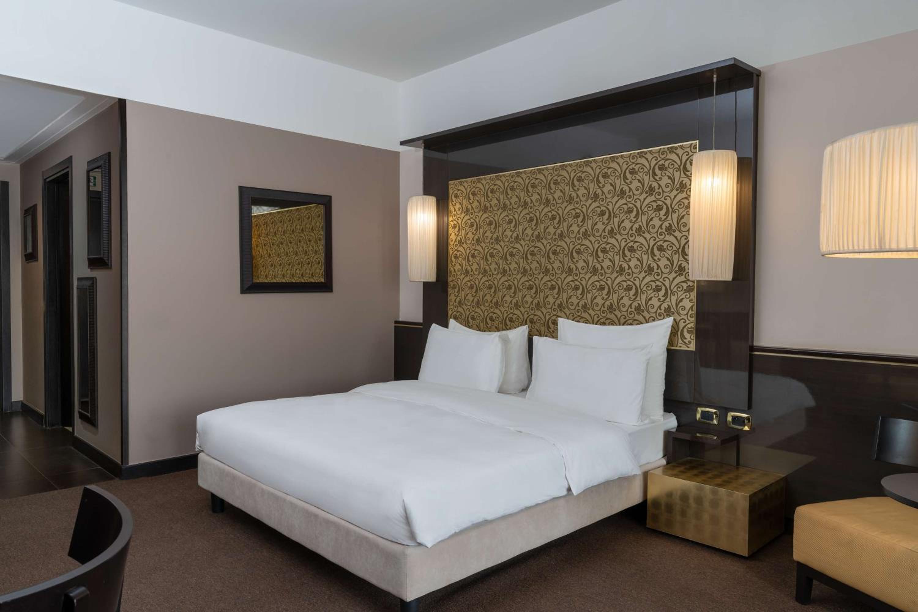 Superior Room - City view - Photo 7