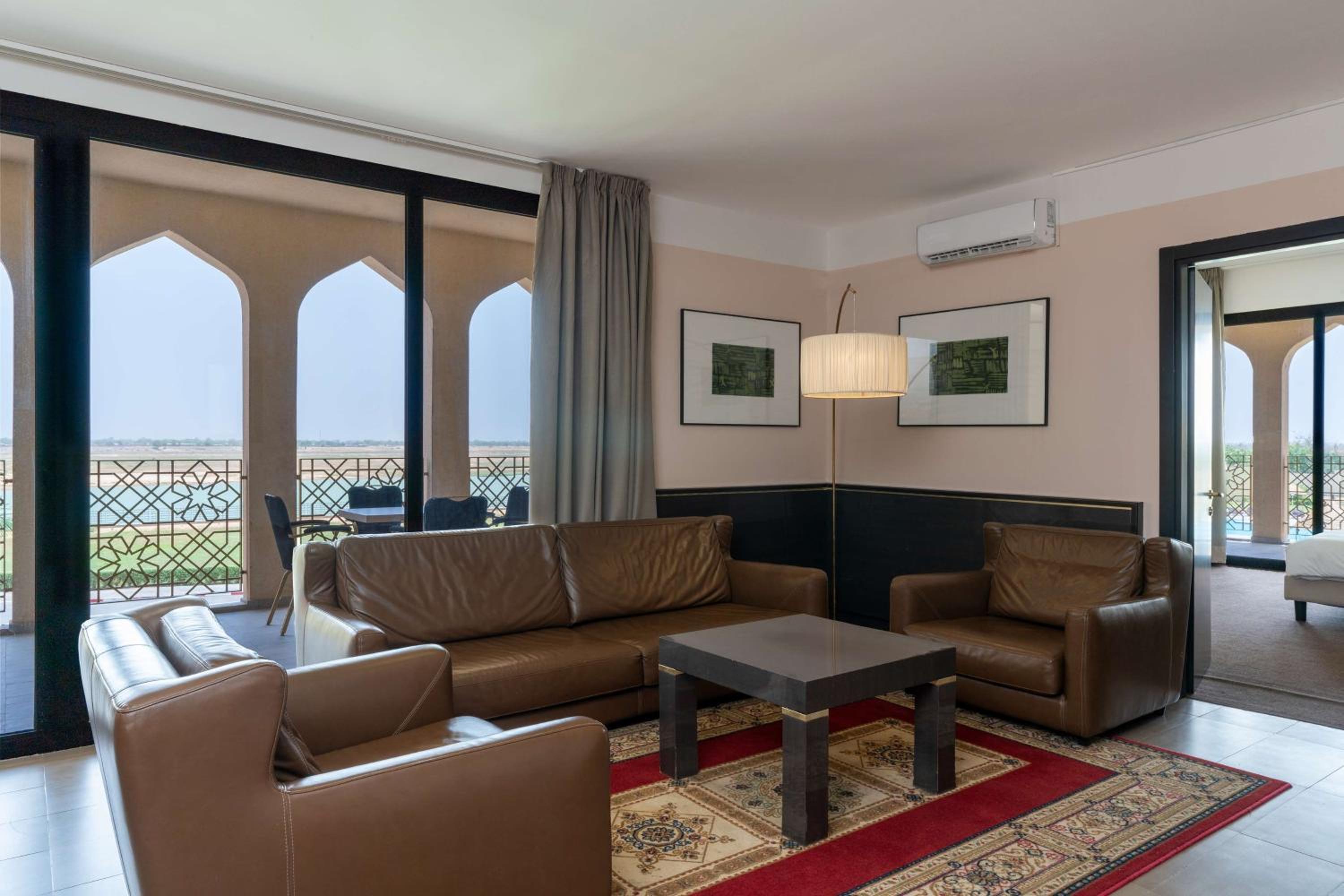 Grand Suite - Panoramic View - Photo 17