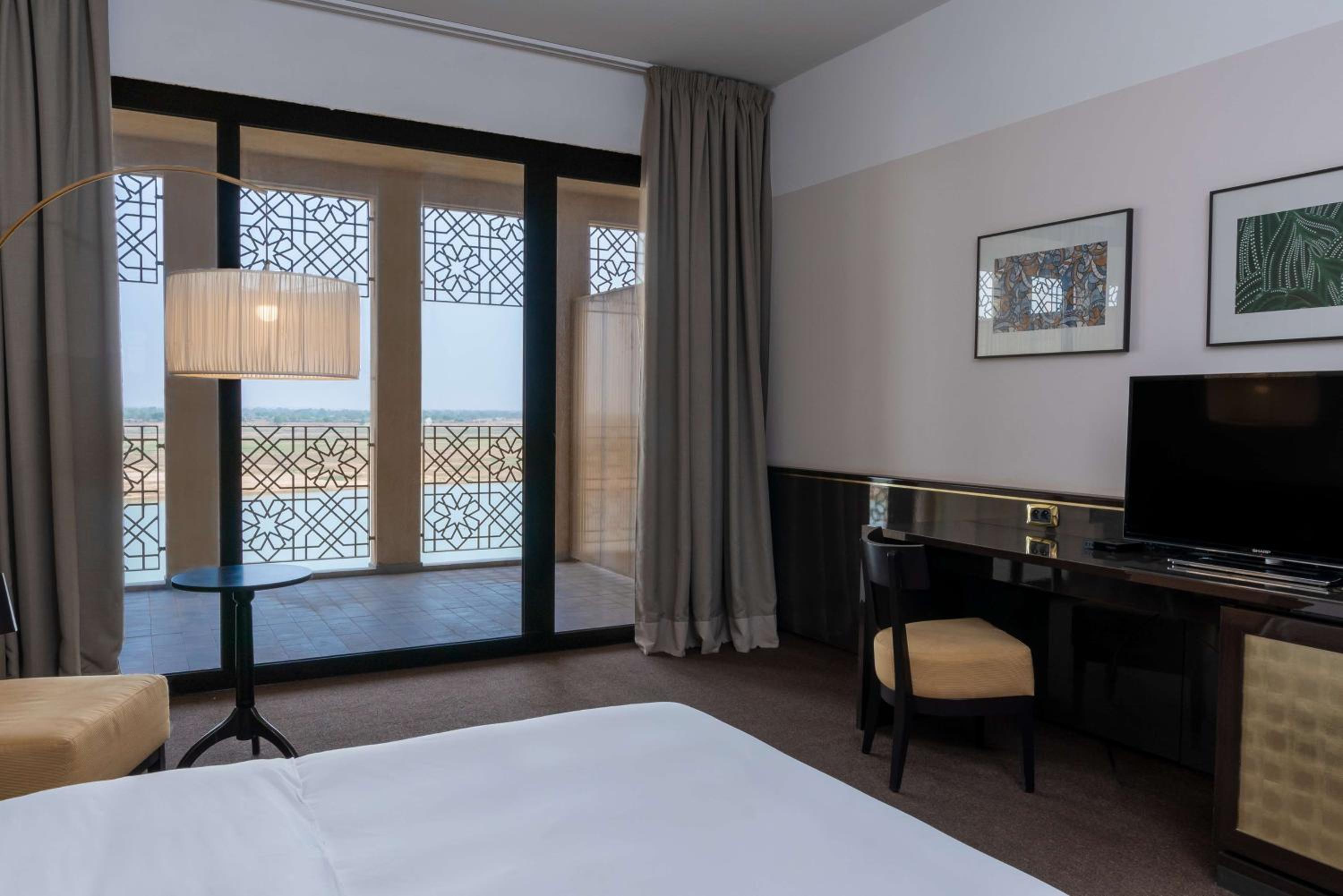 Grand Suite - Panoramic View - Photo 2