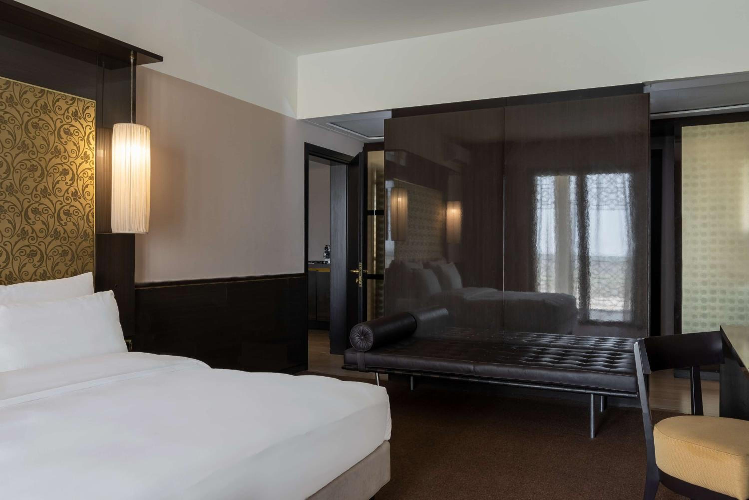 Grand Suite - Panoramic View - Photo 14