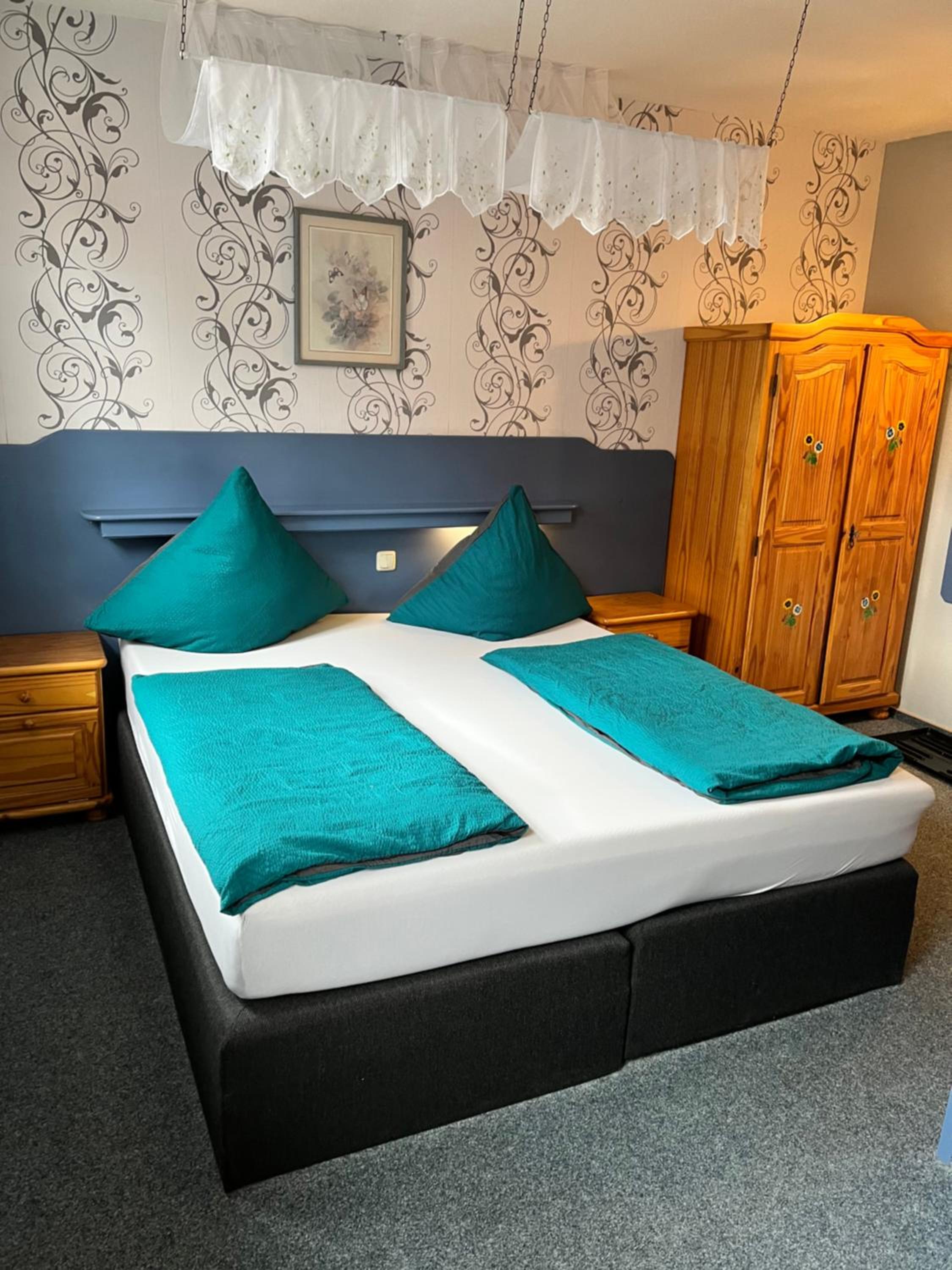 Small Twin Room photo 2