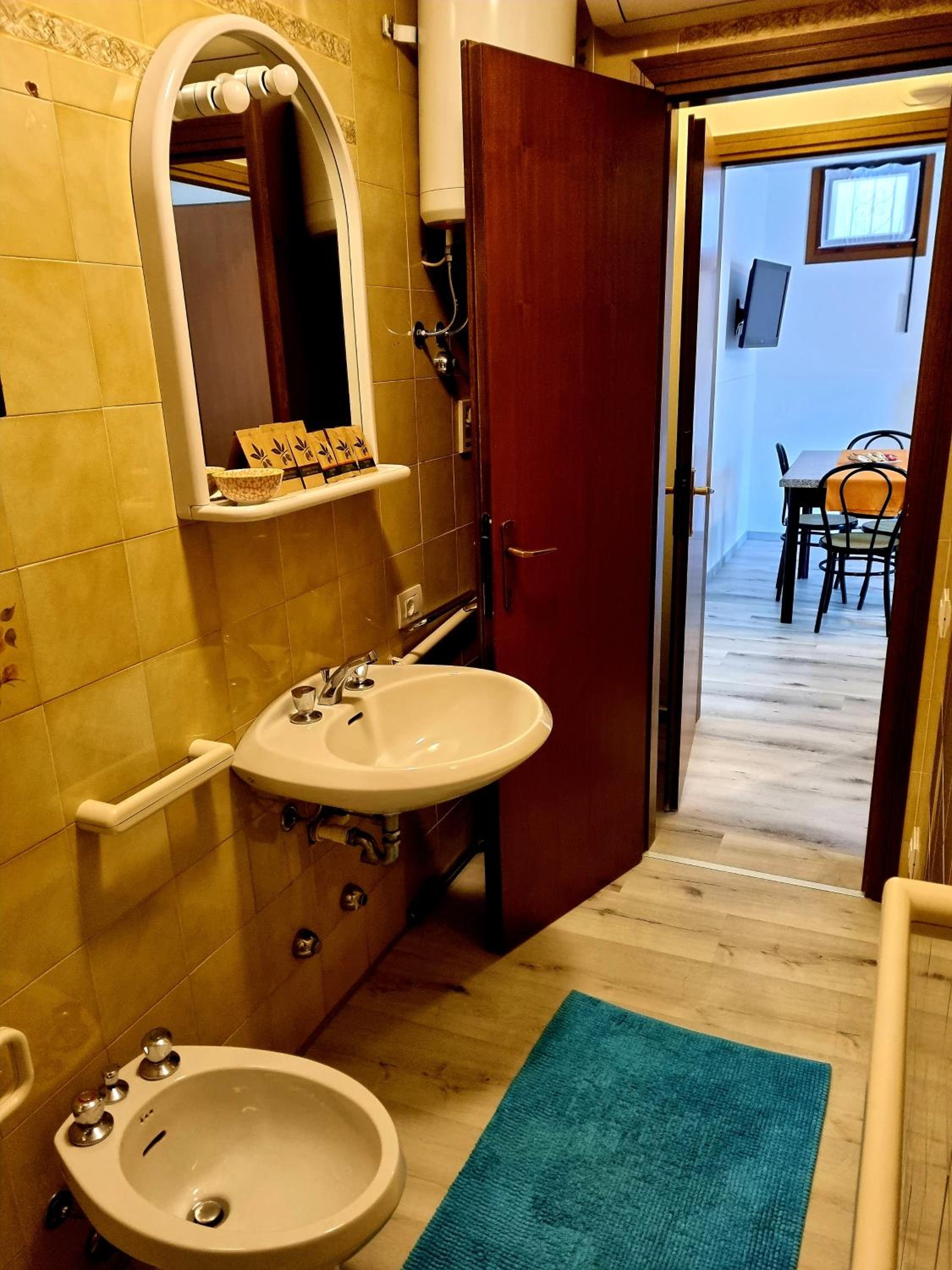 Two-Bedroom Apartment photo 2