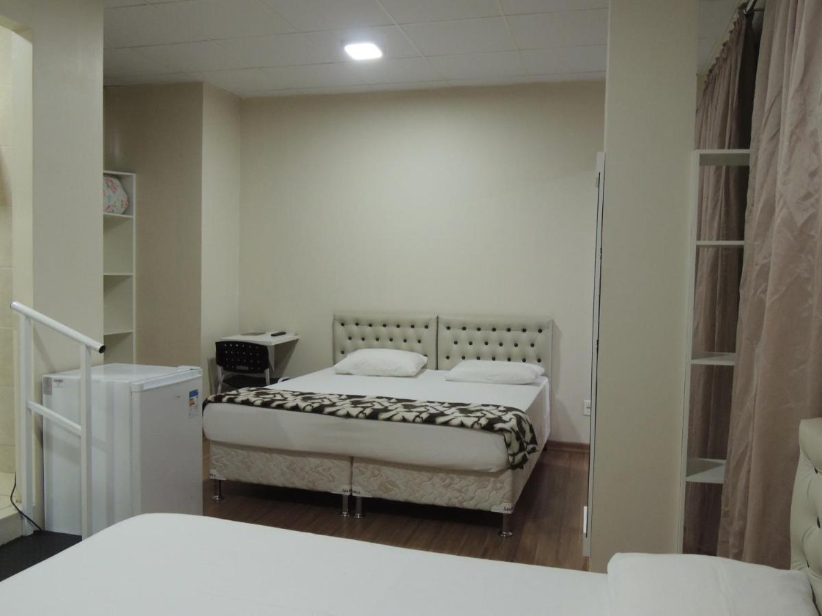 Family Room - Photo 2