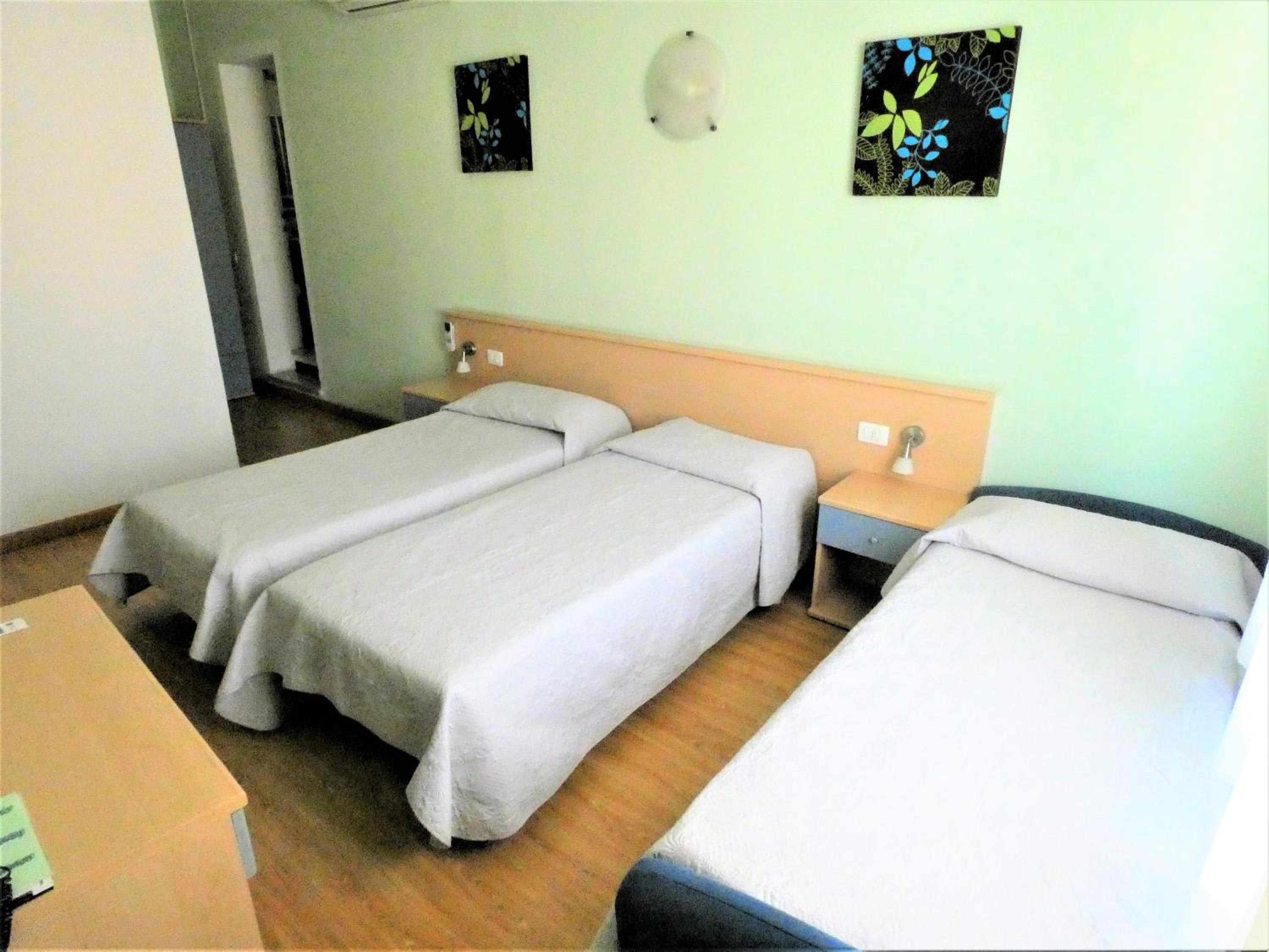 Triple Room photo 2