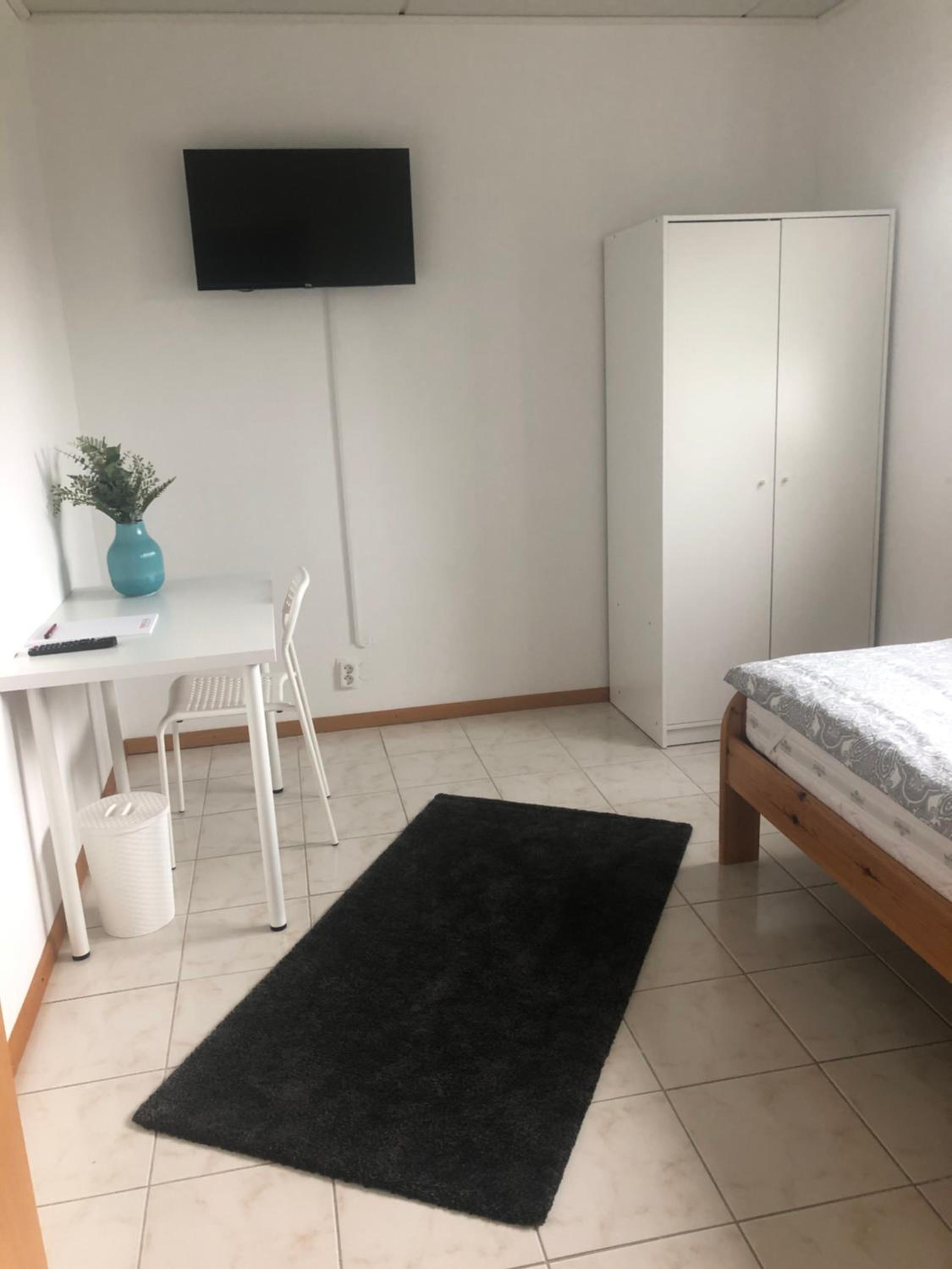 Single Room photo 3